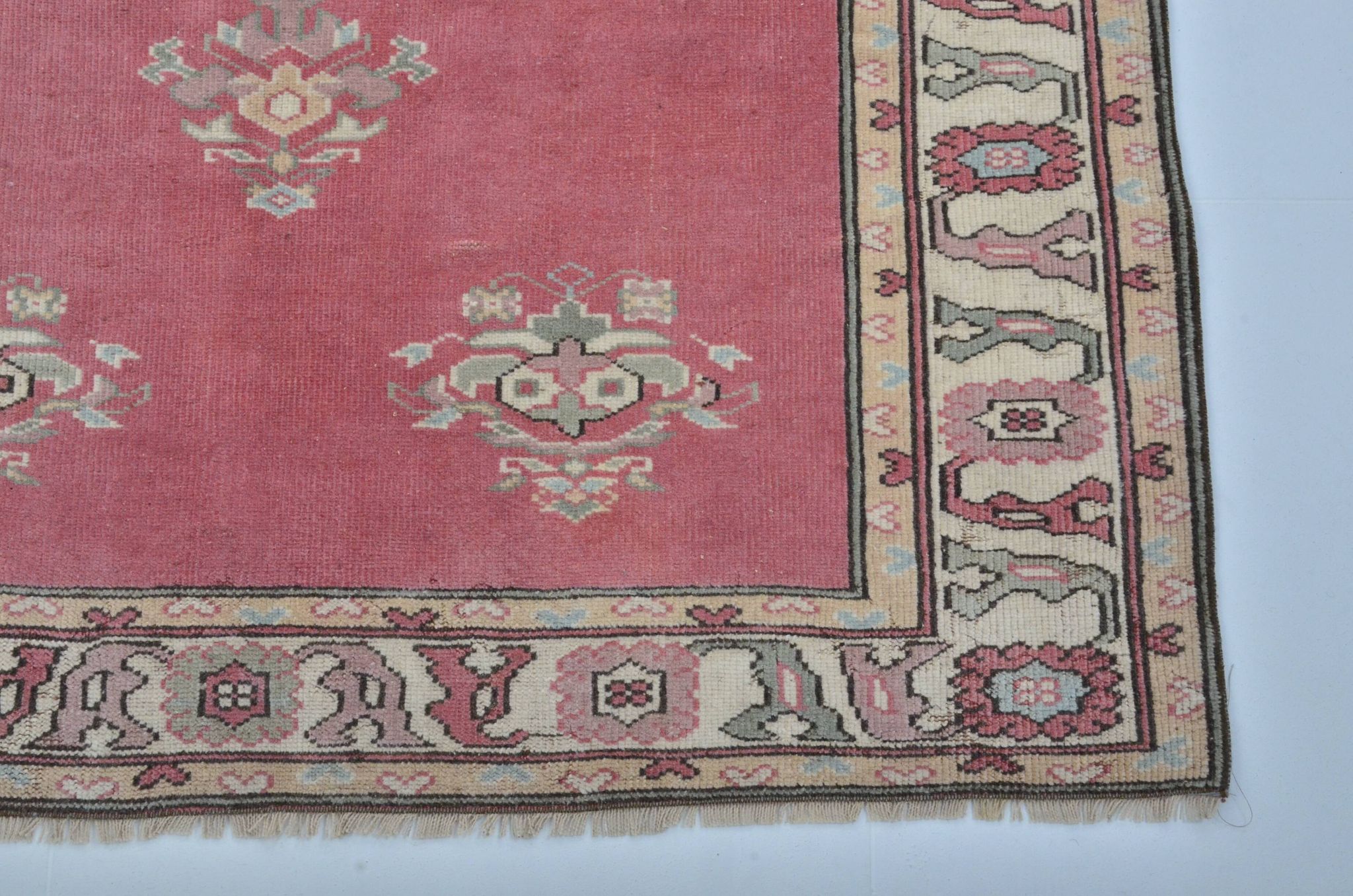 Tapis fait main Oushak turc sku 3548
