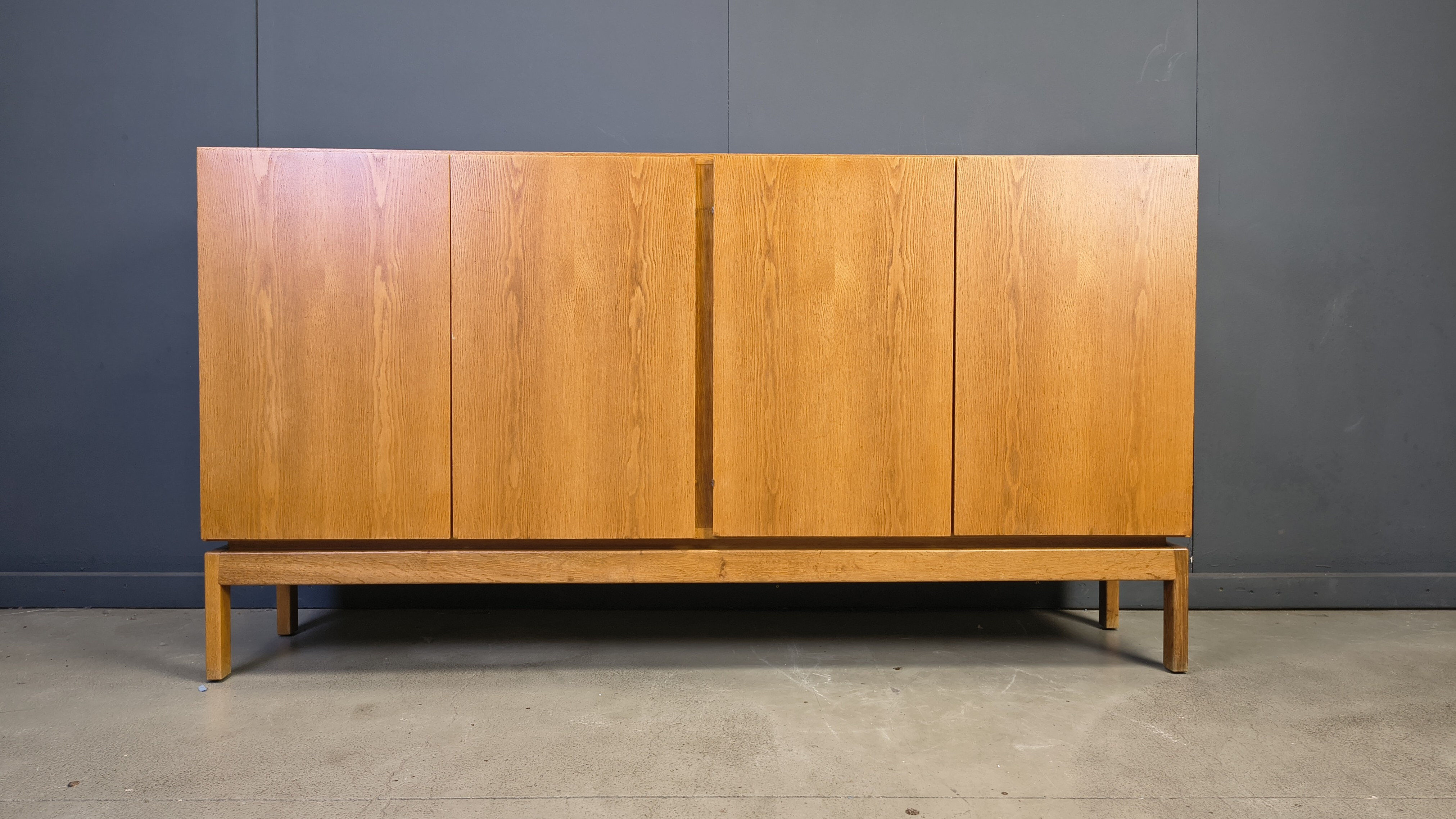 Buffet par Vandenberghe Pauvers, années 1970