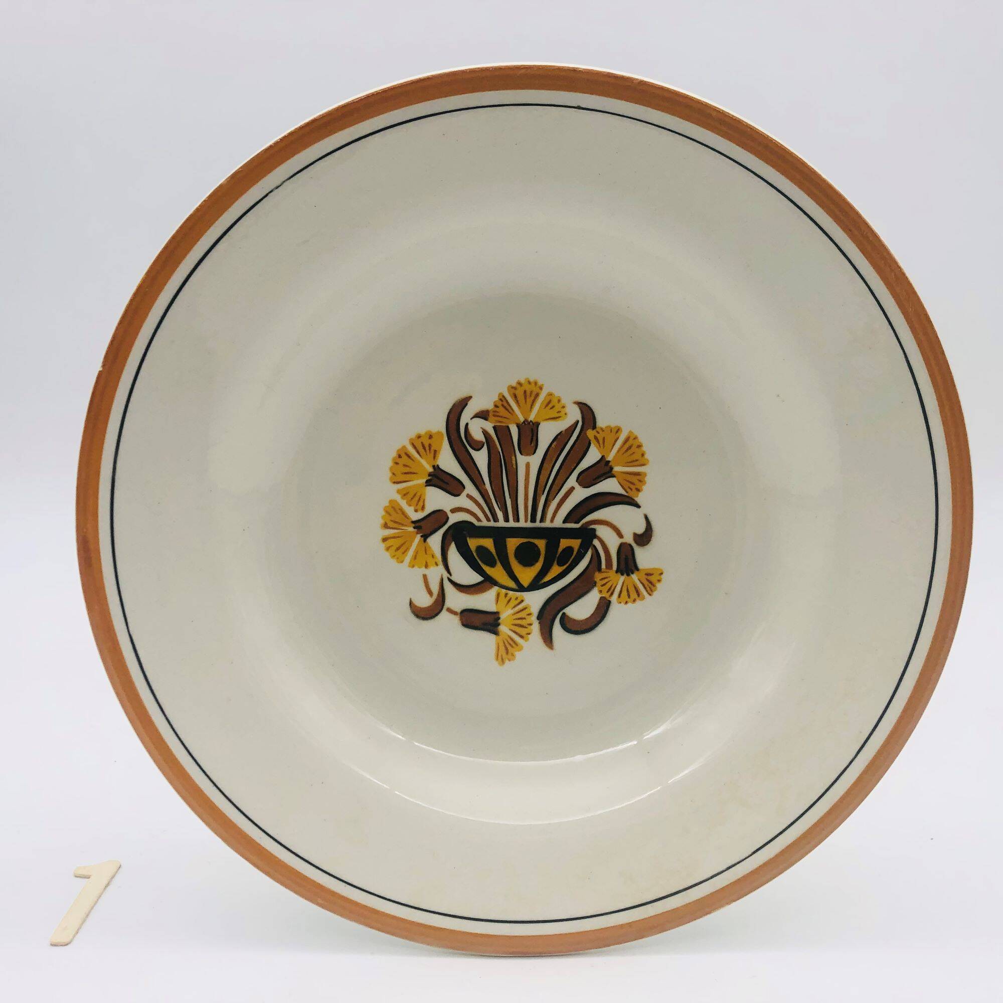 6 Deep Plates, Creil and Montereau – Carnation model.