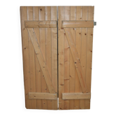 Folding double-leaf wooden shutter
