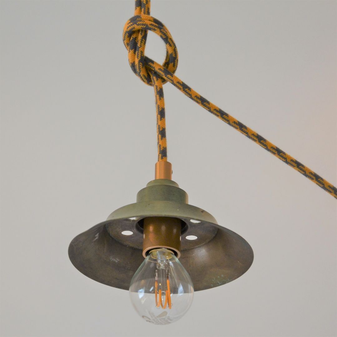 Green lamp and wooden support