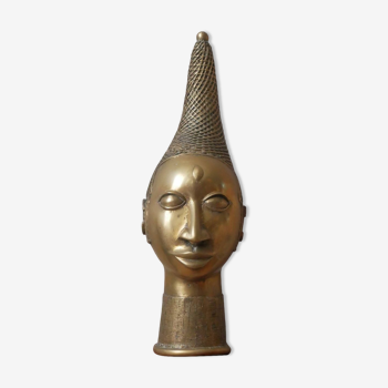 Bronze African art tribal ethnic decorative object handcrafted head of queen Benin