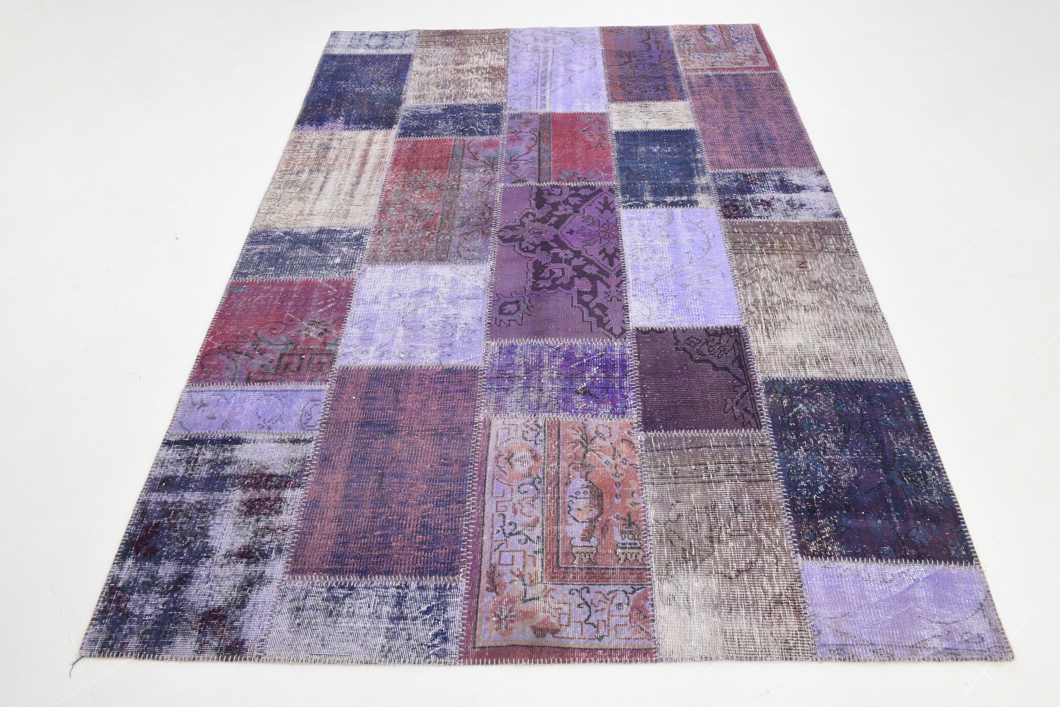 Purple tones vintage patchwork rug 304x215cm