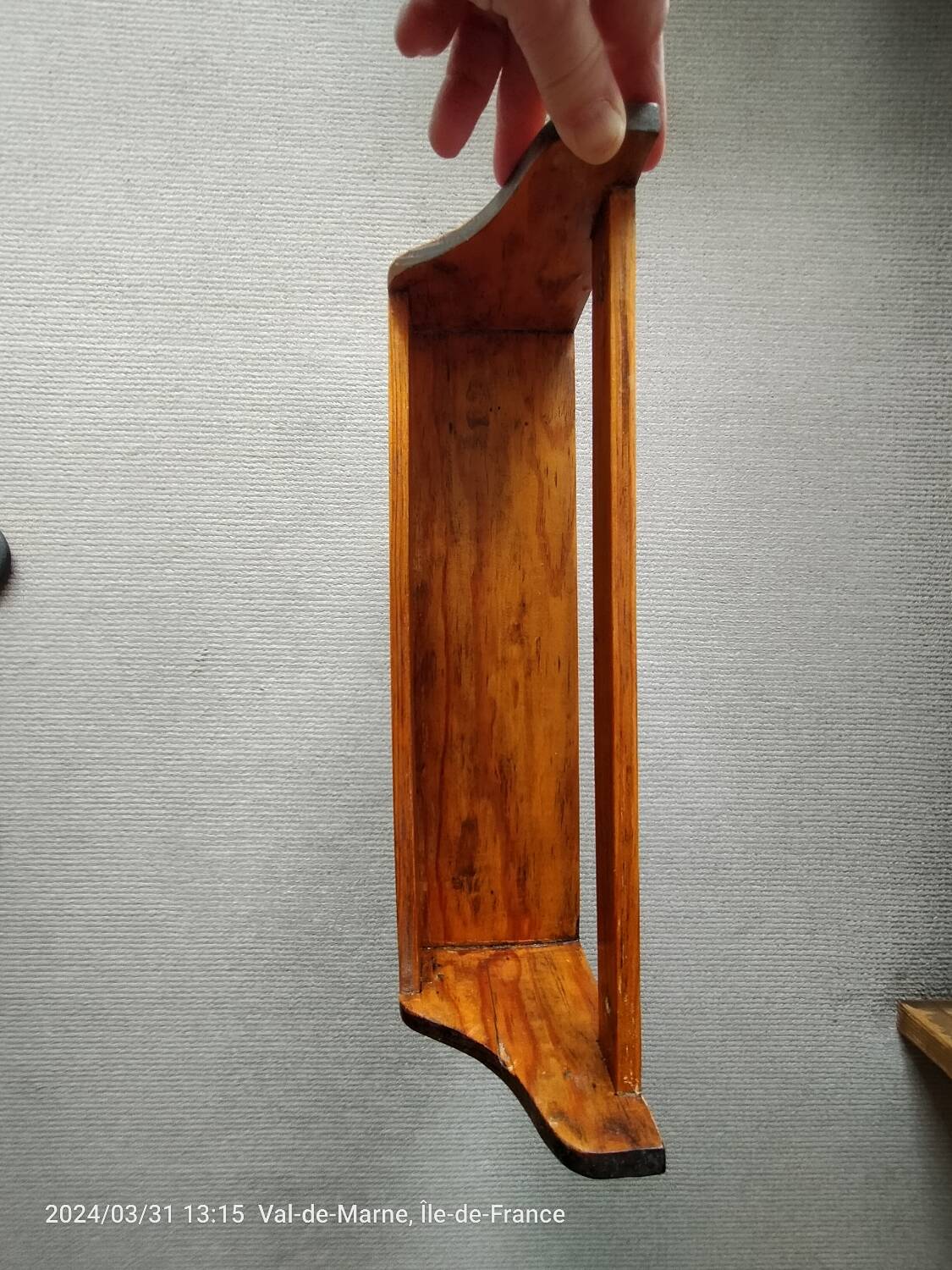 Étagère bois vintage