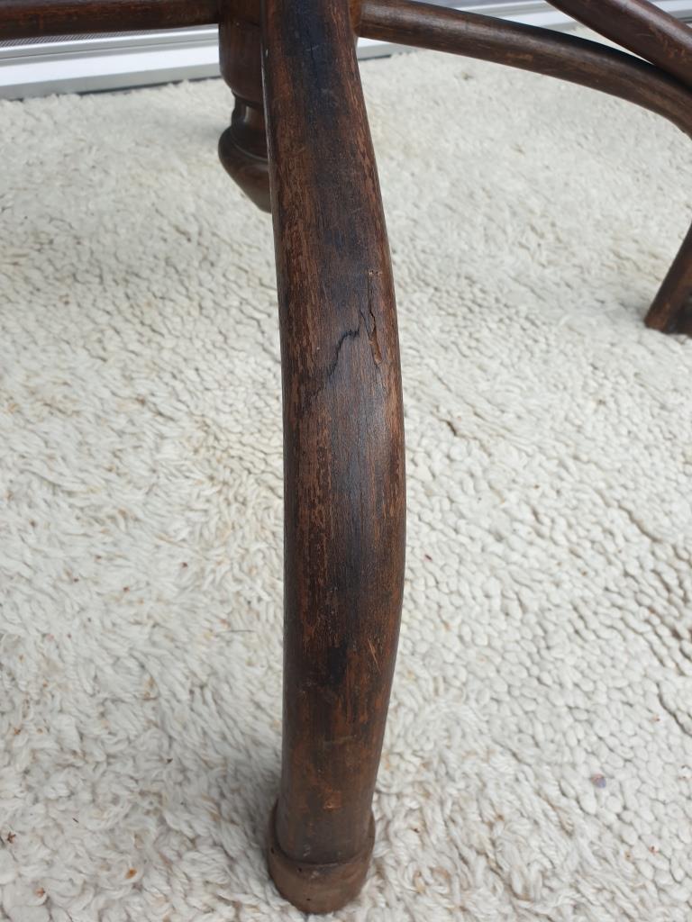 Fixed parrot rack bentwood Thonet 1900