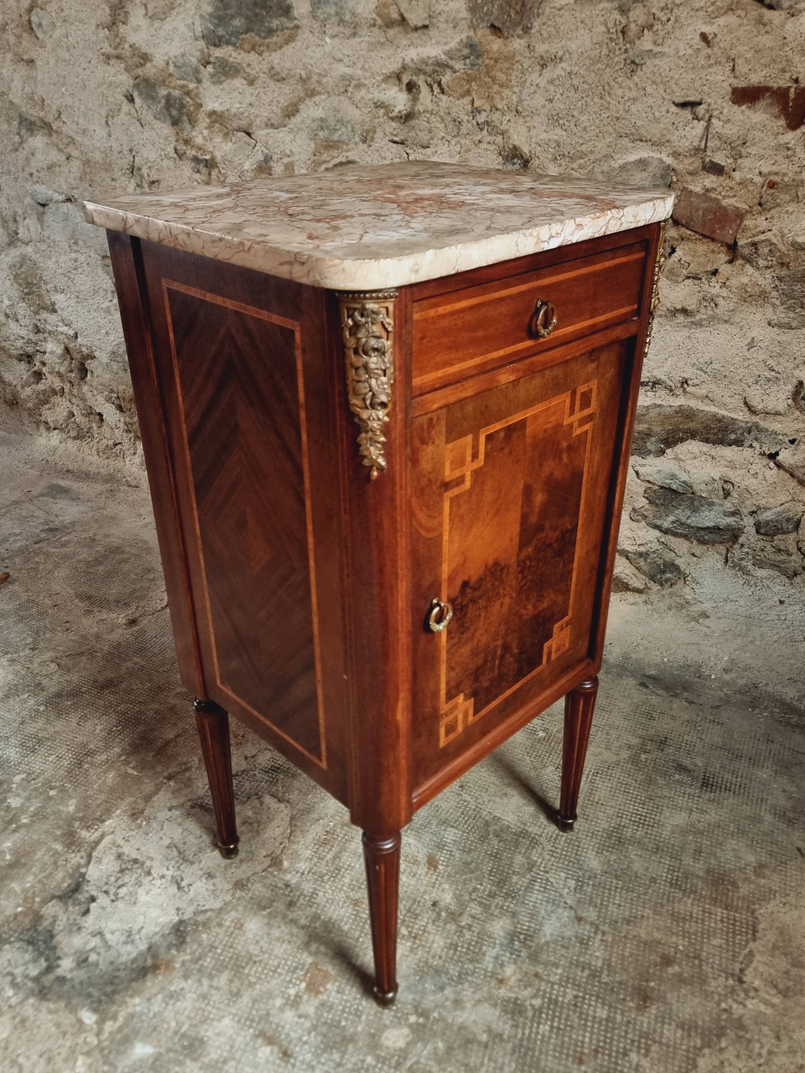 Petit meuble d'appoint de style Empire – Vers 1900
