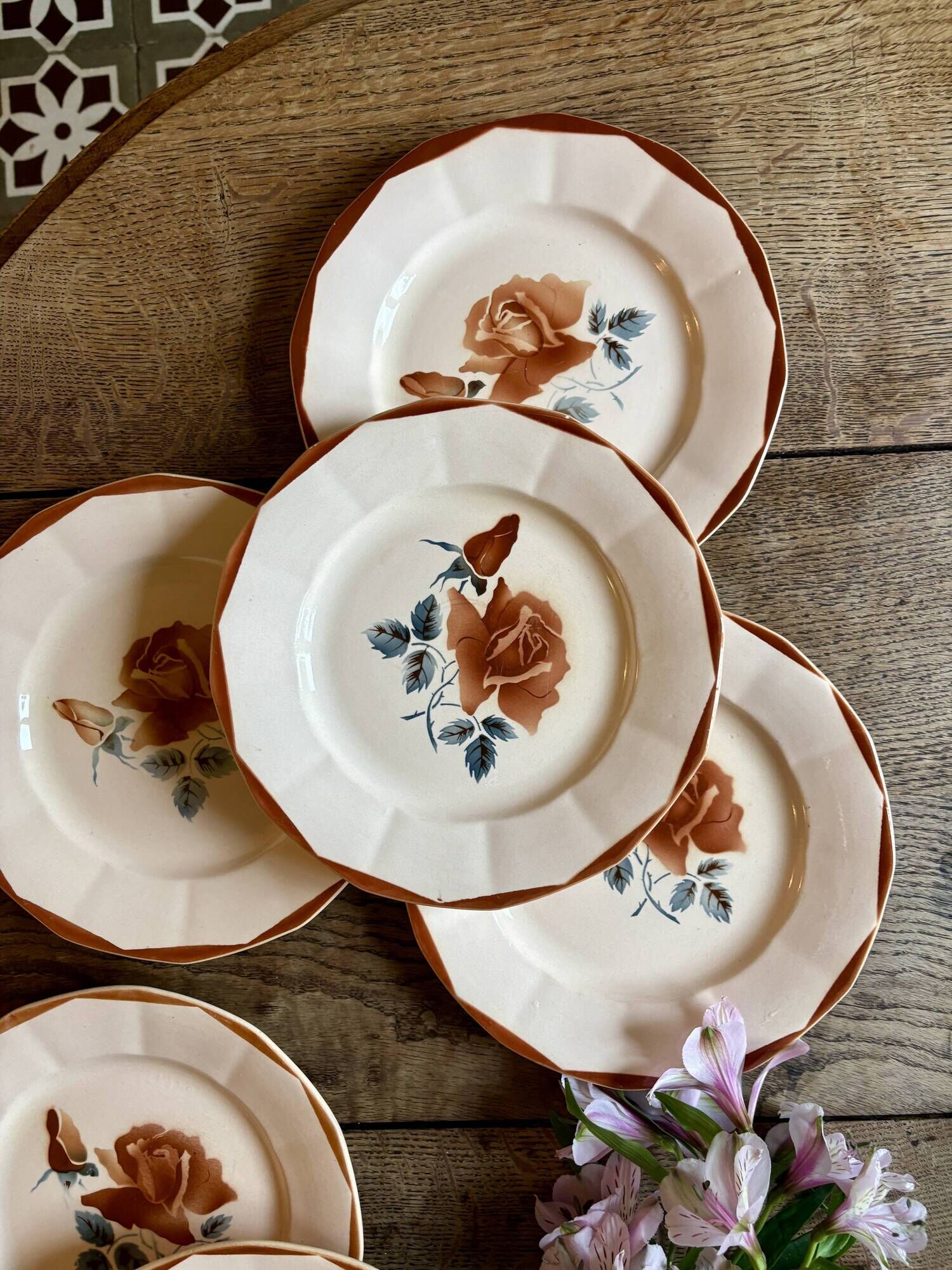 Set of 7 vintage flat plates from Digoin Sarreguemines.