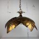 Suspension feuille de palmier en métal doré du milieu du siècle