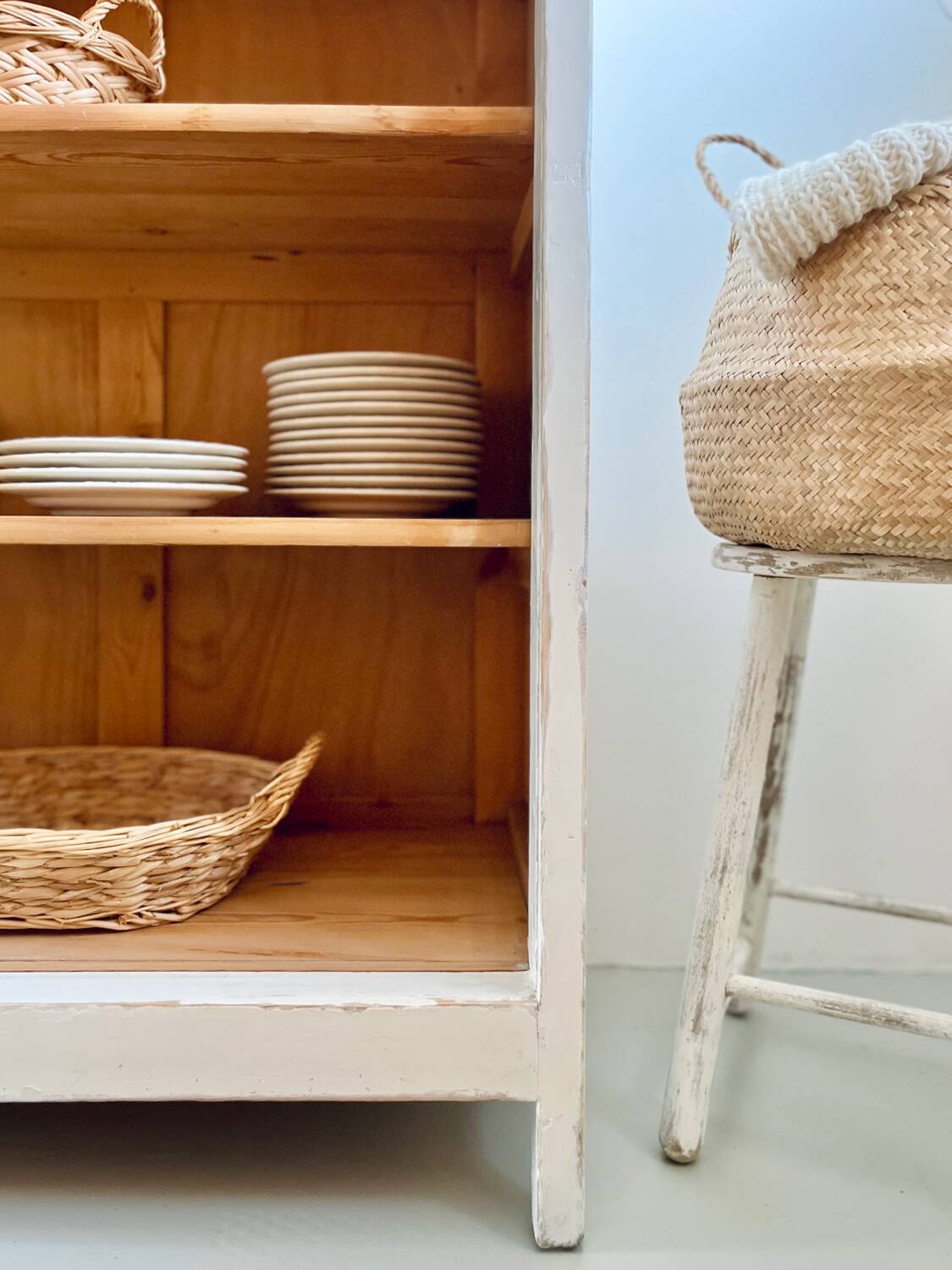 Large antique school wardrobe/bookshelf in solid pine – 1950