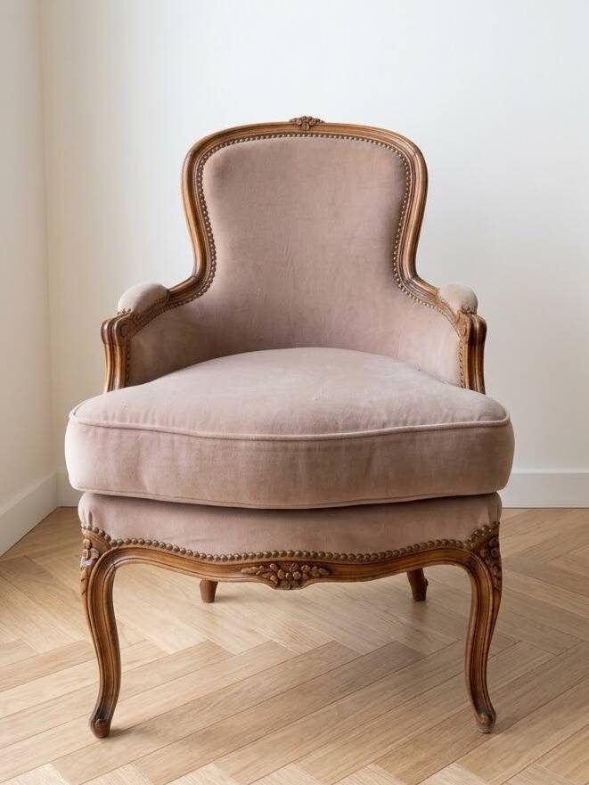 Pair of Louis XV armchairs in wood and beige fabric.