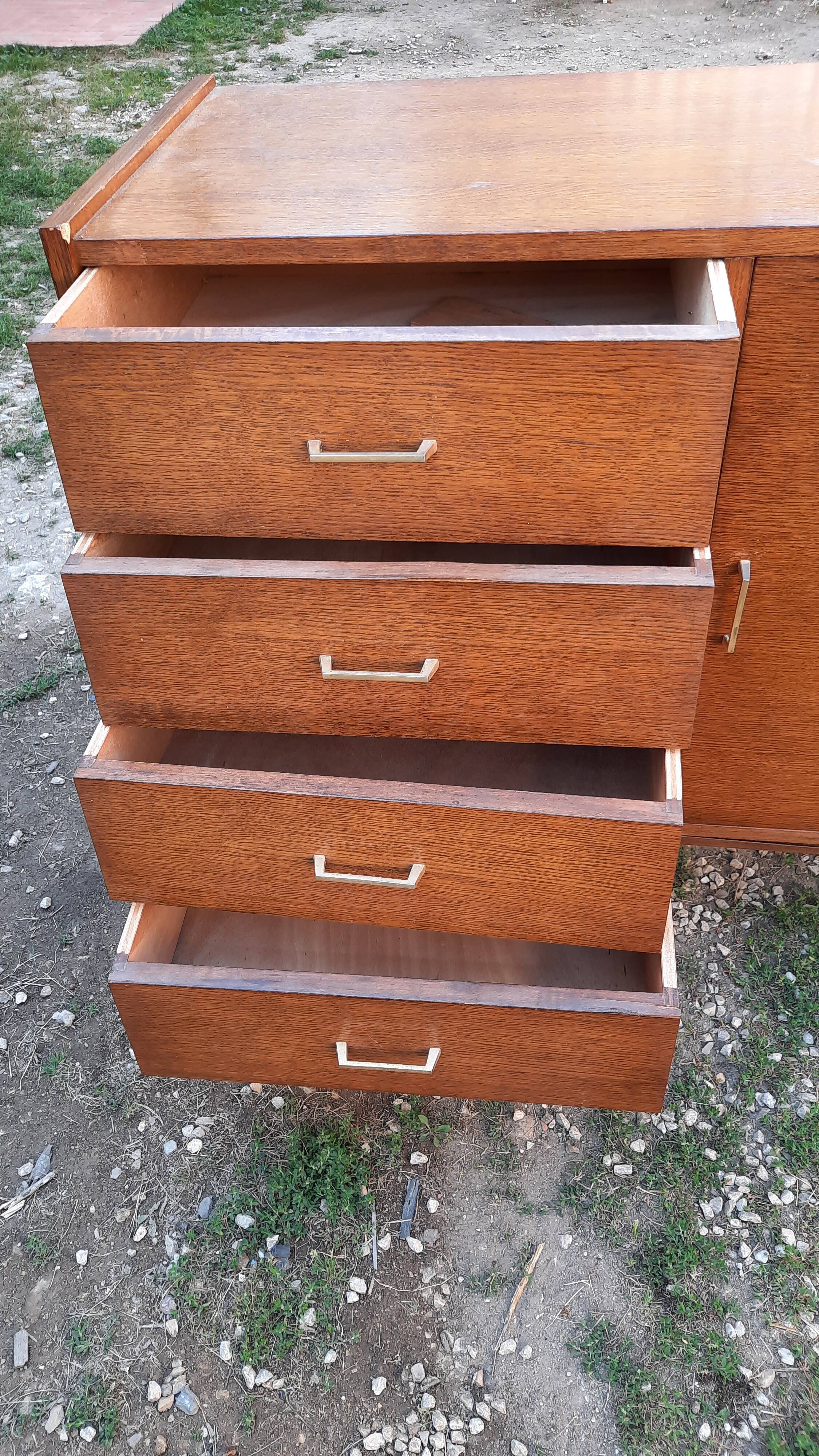 Furniture low year 60/70 foot spindle