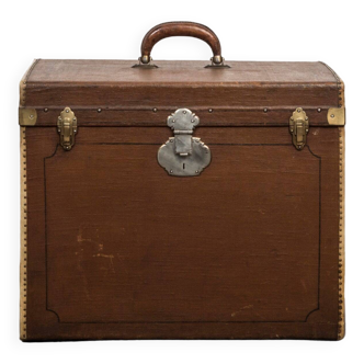 Malle vintage en forme de cube