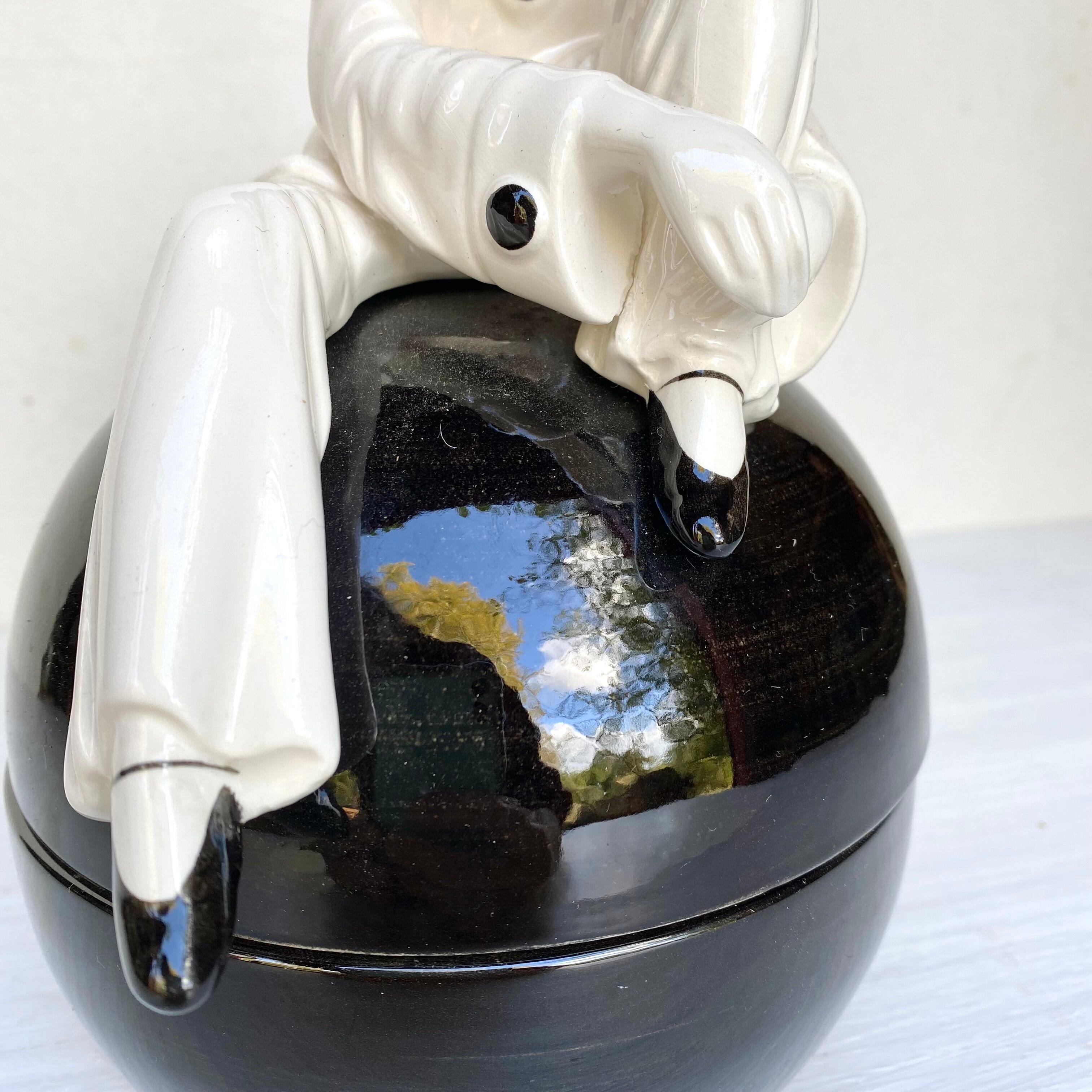 Vintage pierrot ceramic pot