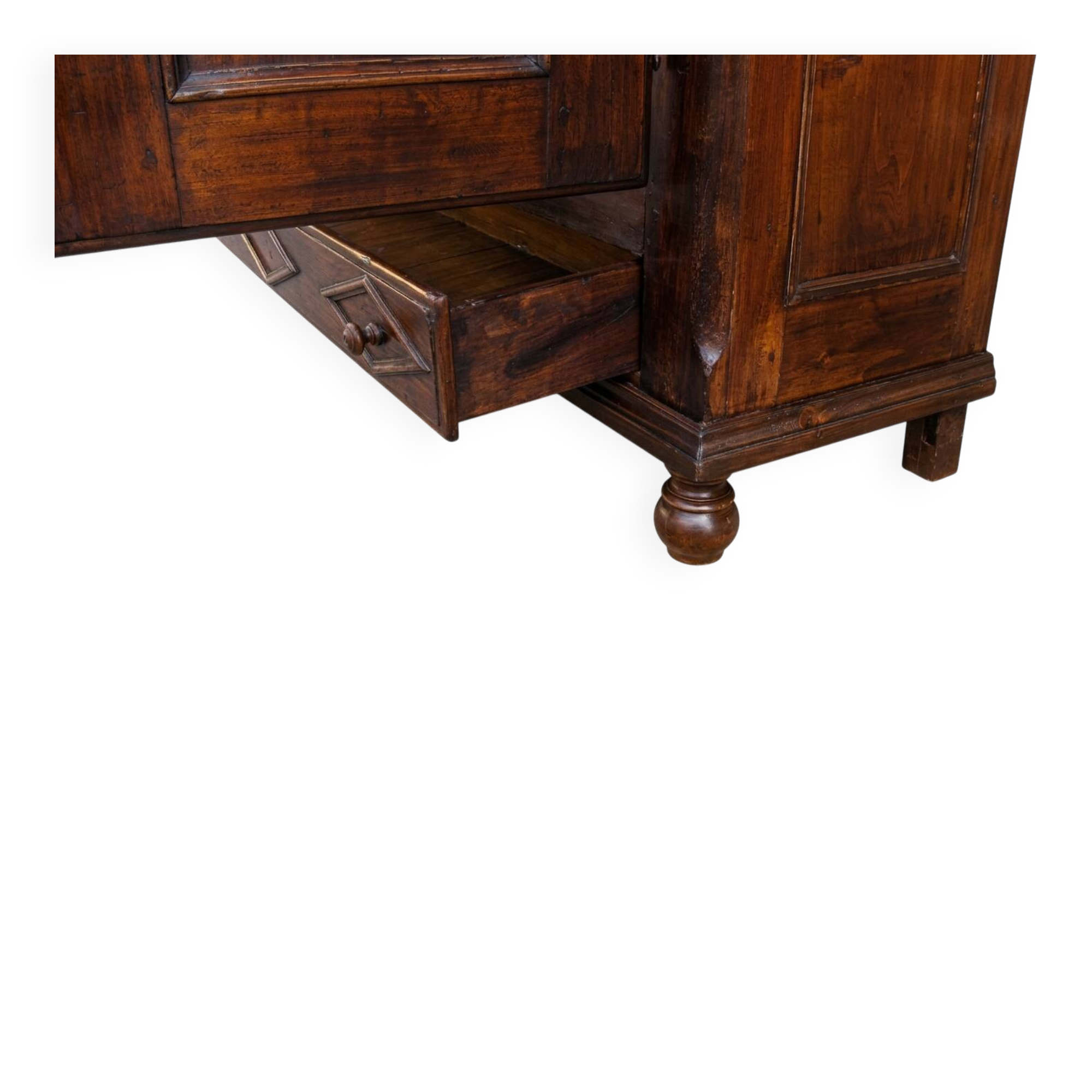 Antique panelled wardrobe from the 19th century.