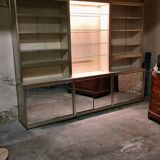 Library Showcase ivory color and anodized aluminum matt gold
