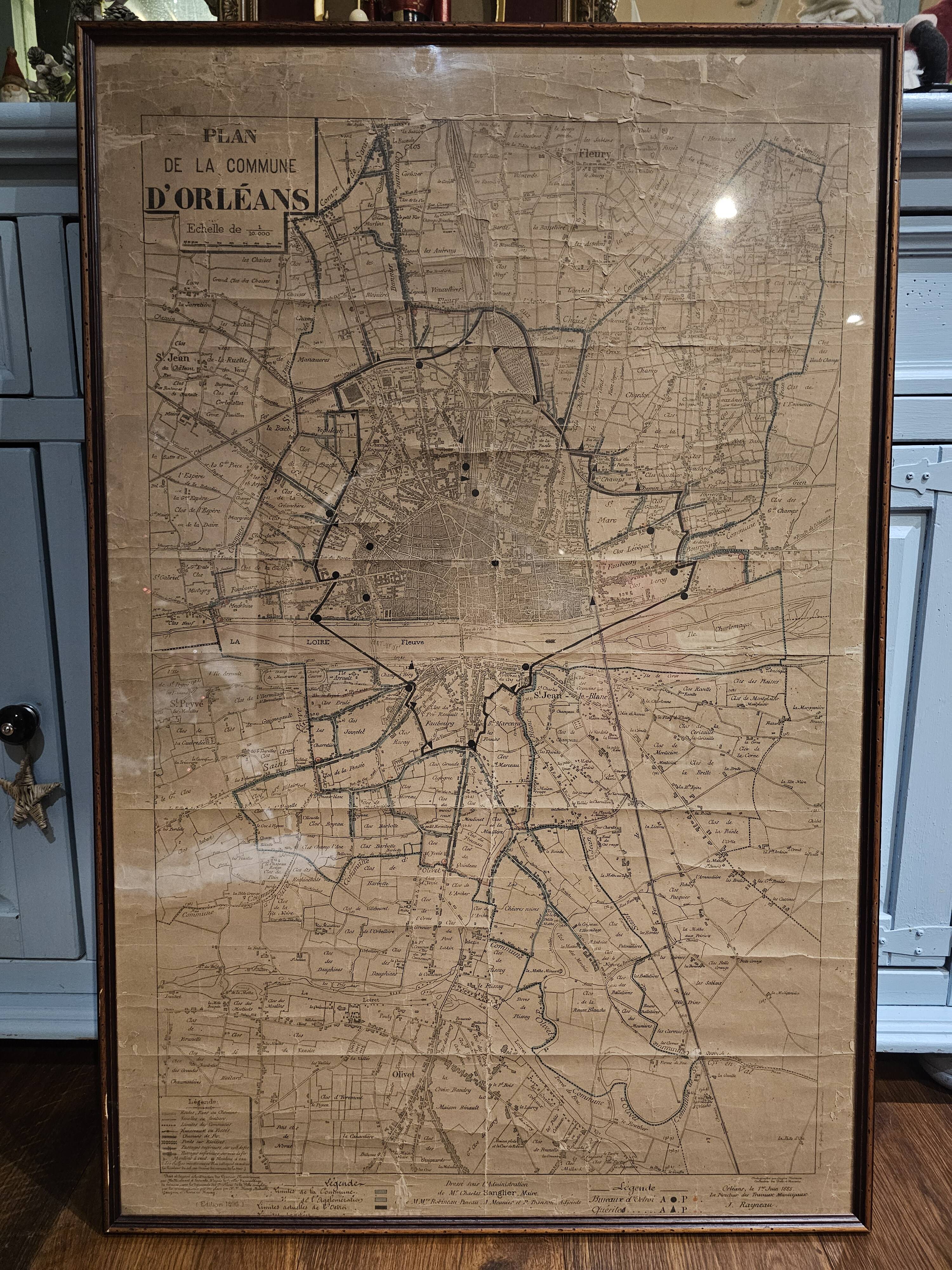 Old map of Orléans under glass frame