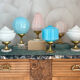 Lampe art déco 1930 avec globe en opaline bleu