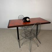 Table de bistrot vintage céramique rouge orangé