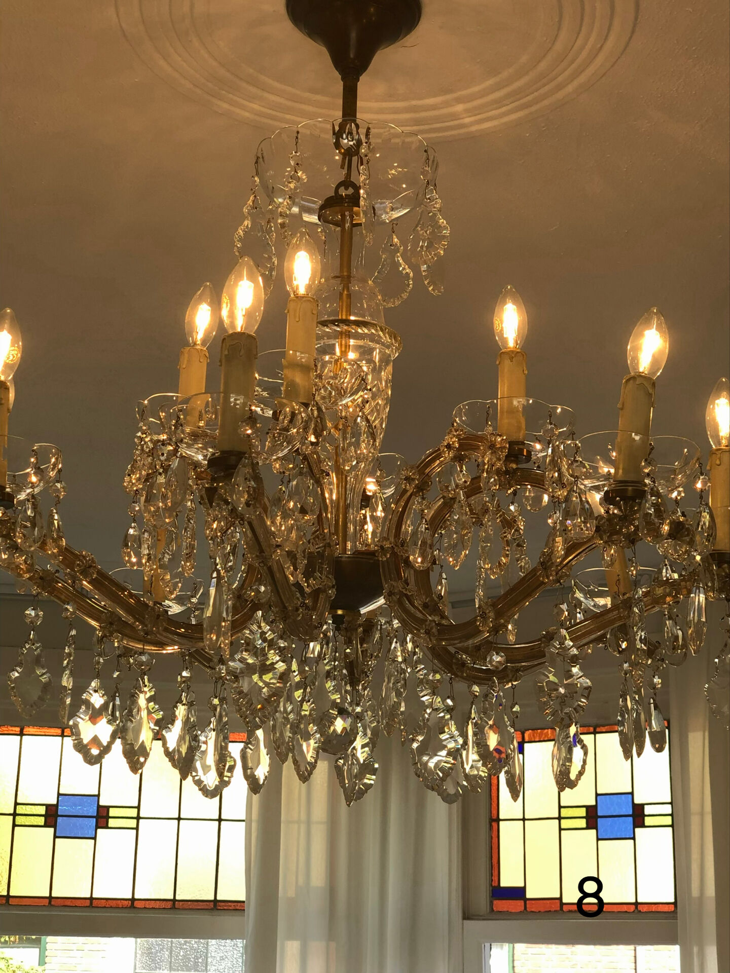 Maria Theresa chandelier with cristal