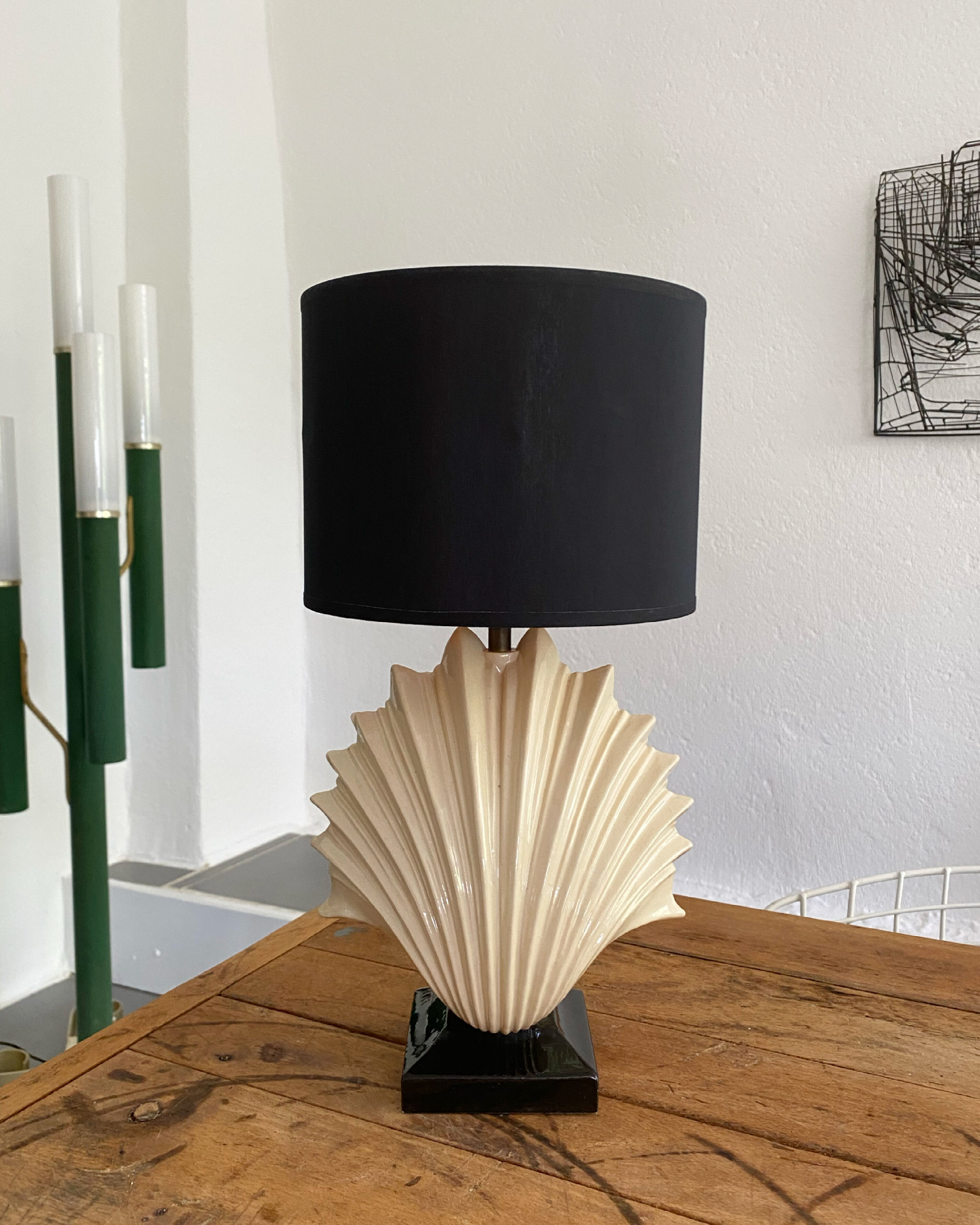 Vintage ceramic shell lamp 80s