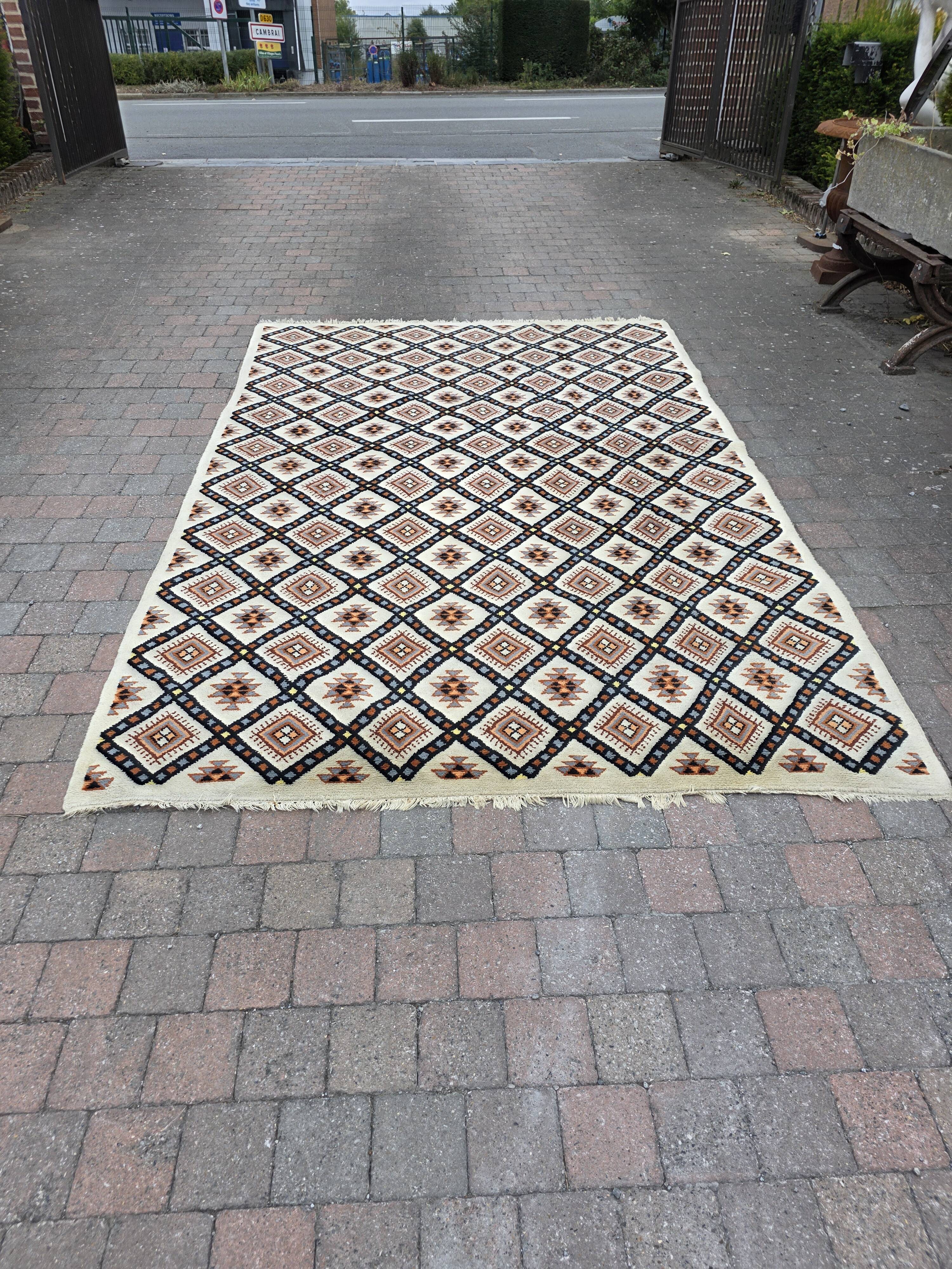 Scandinavian wool rug from the 60s/70s