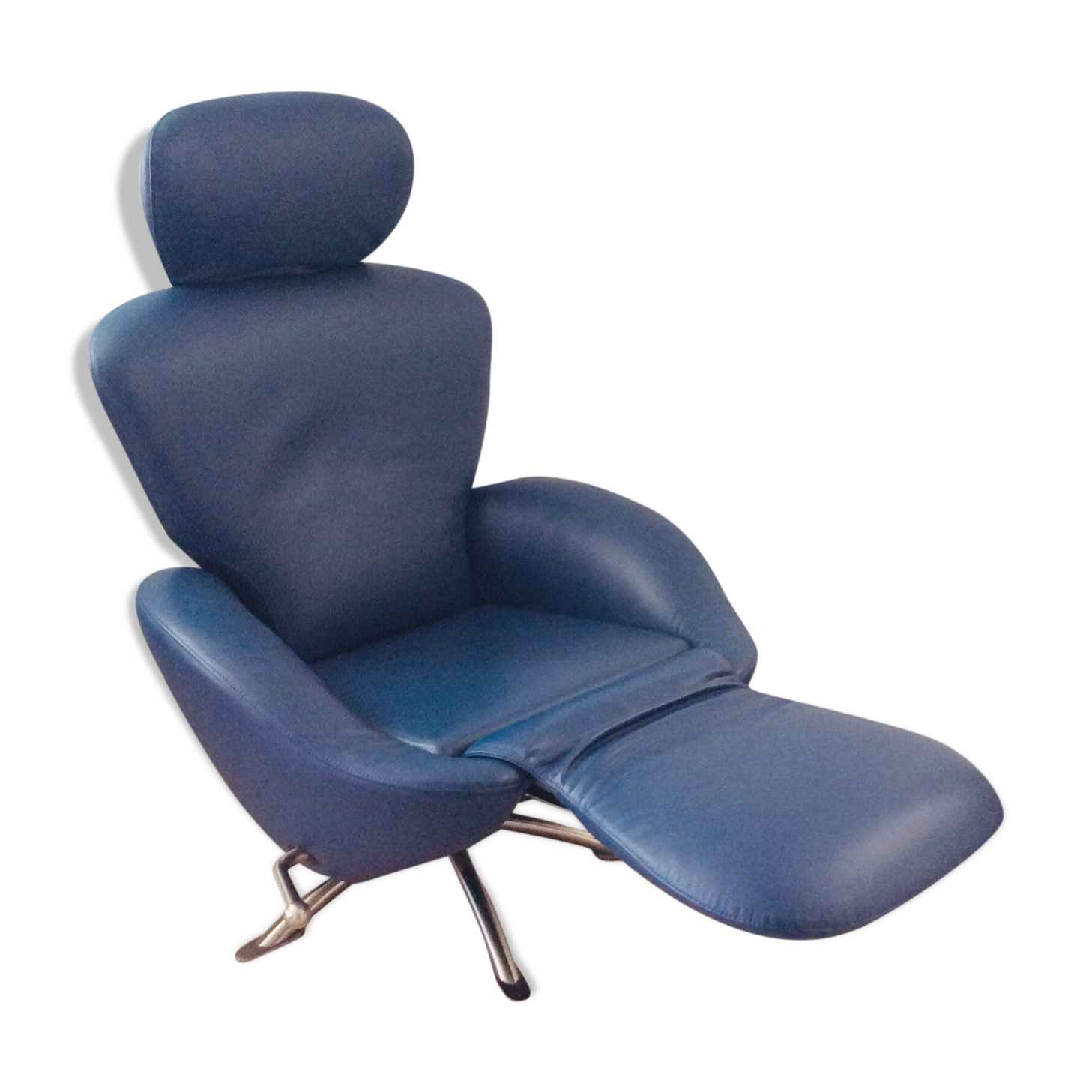 K10 Dodo Cassina heating chair by Toshiyuki Kita
