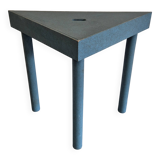Triangular table with storage