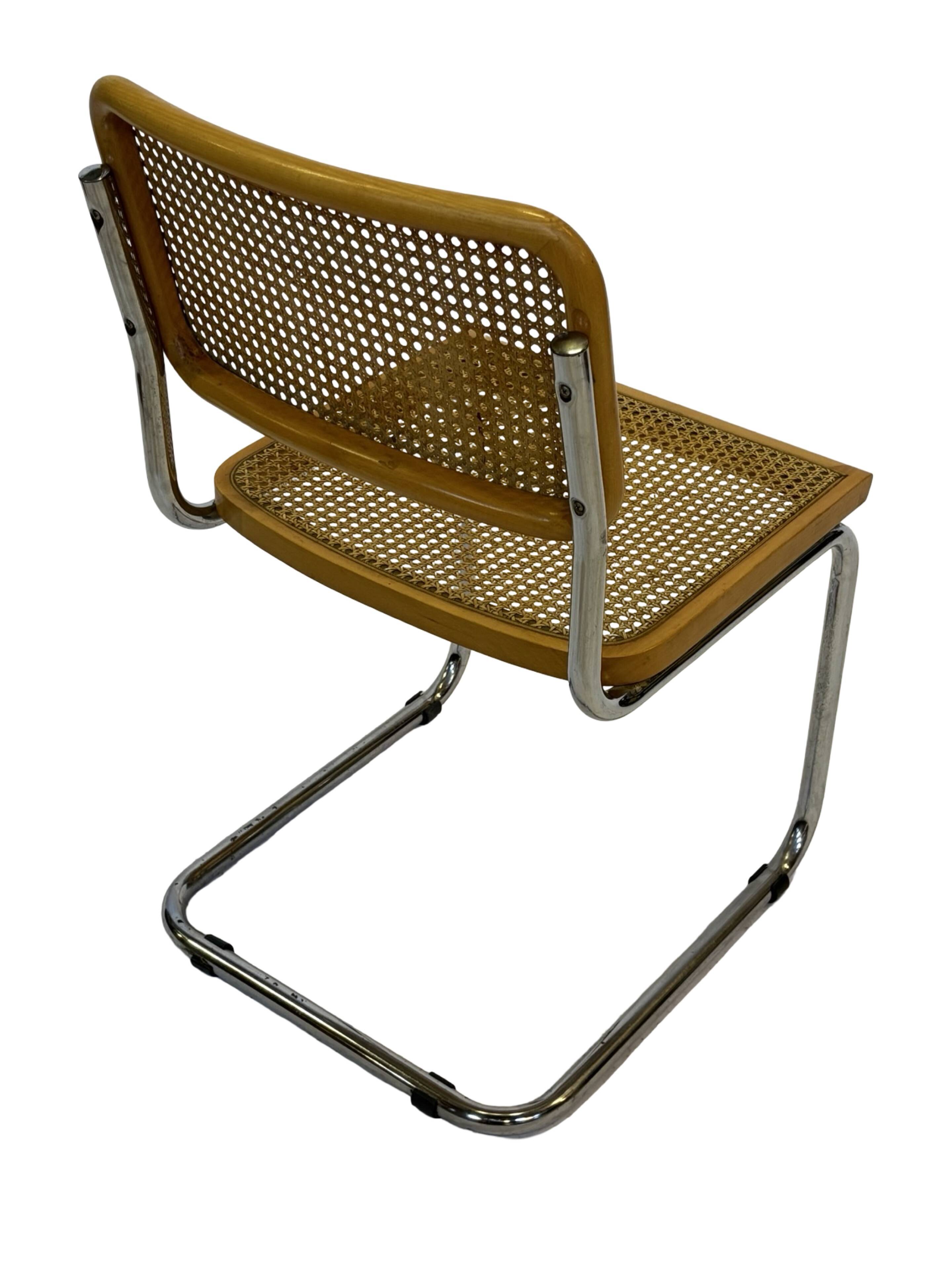 Ensemble de 4 chaises Cesca B32 conçues par Marcel Breuer design fabriqué en Italie