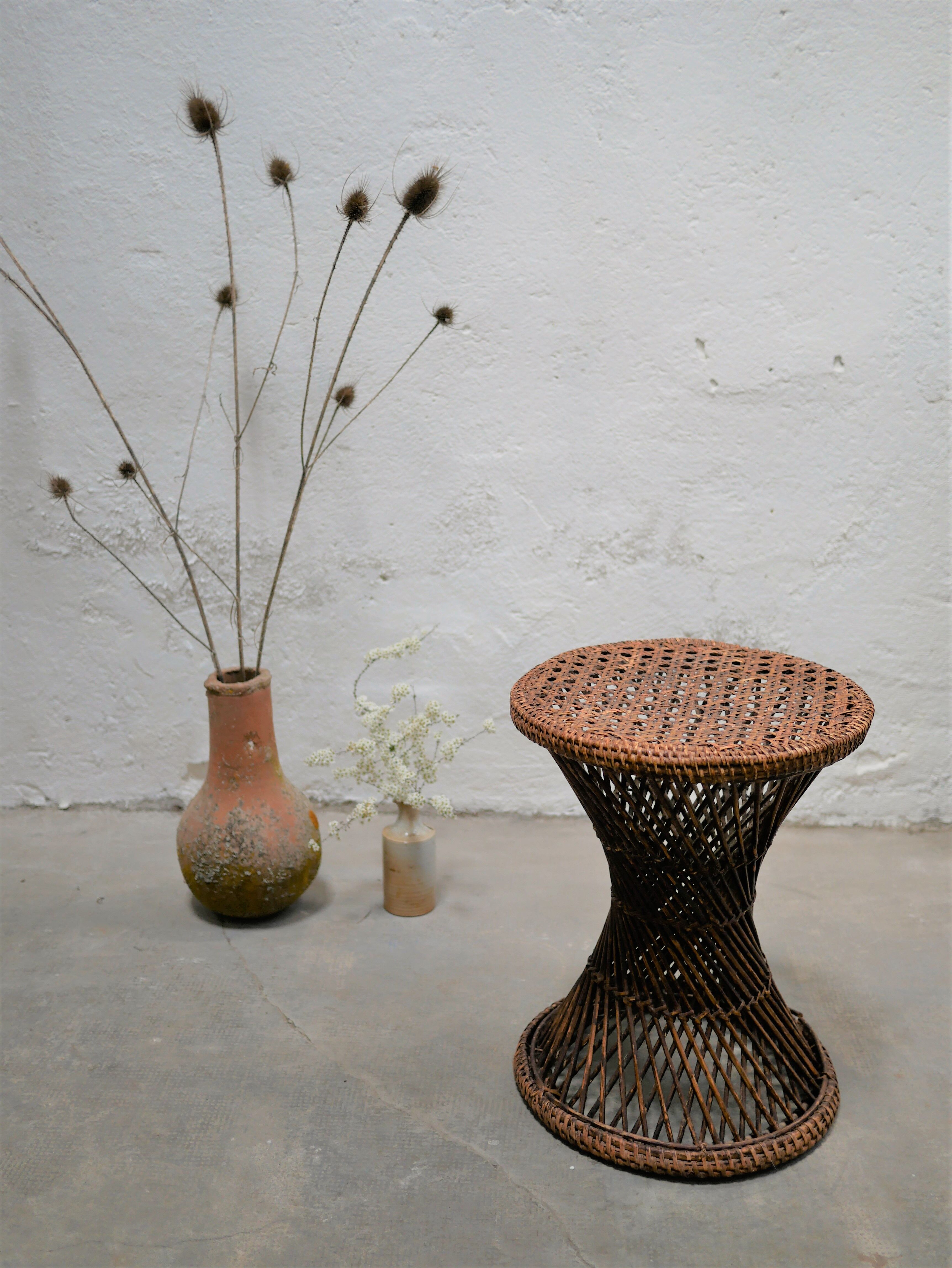 Table d'appoint diabolo vintage en rotin