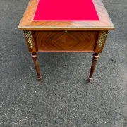 Elegant flat desk in Louis XVI style made of marquetry wood.