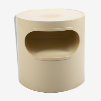 Giano-Giano-Vano side table by Emma Gismondi for Artemide