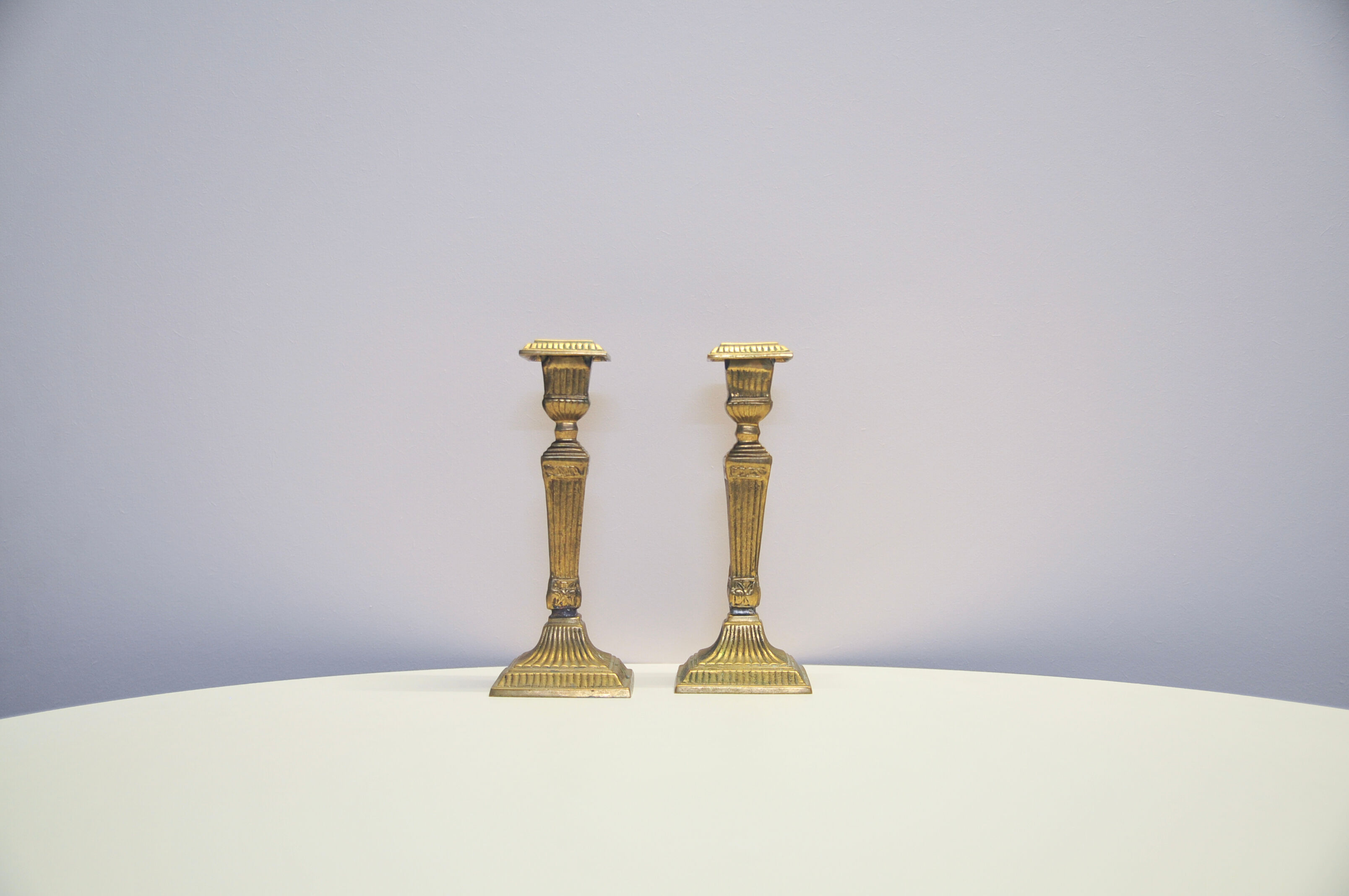 Set golden brass candlesticks empire