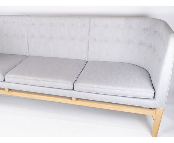 Mayor sofa, model AJ5, designed by Arne Jacobsen and Flemming Lassen |  Selency