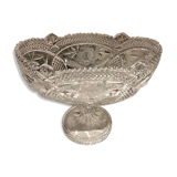 Oval cut in chiseled crystal