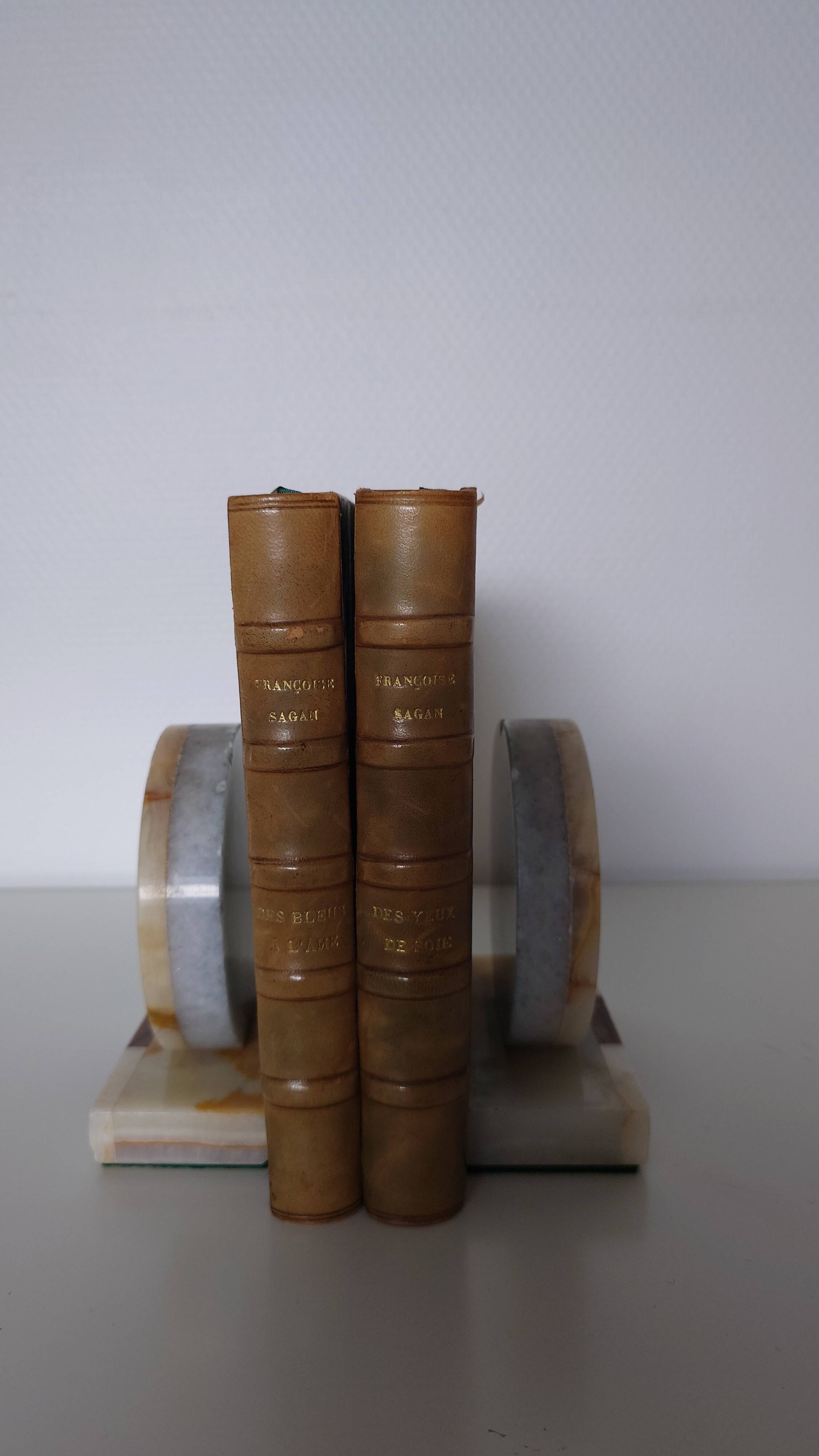 Pair of marble and onyx bookends, geometric design, Art Deco style.