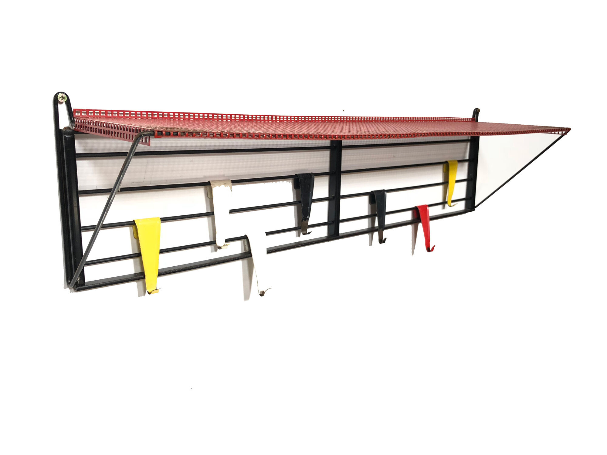 Coatrack Pilastro Nutbar by Tjerk Reijenga design Nederland