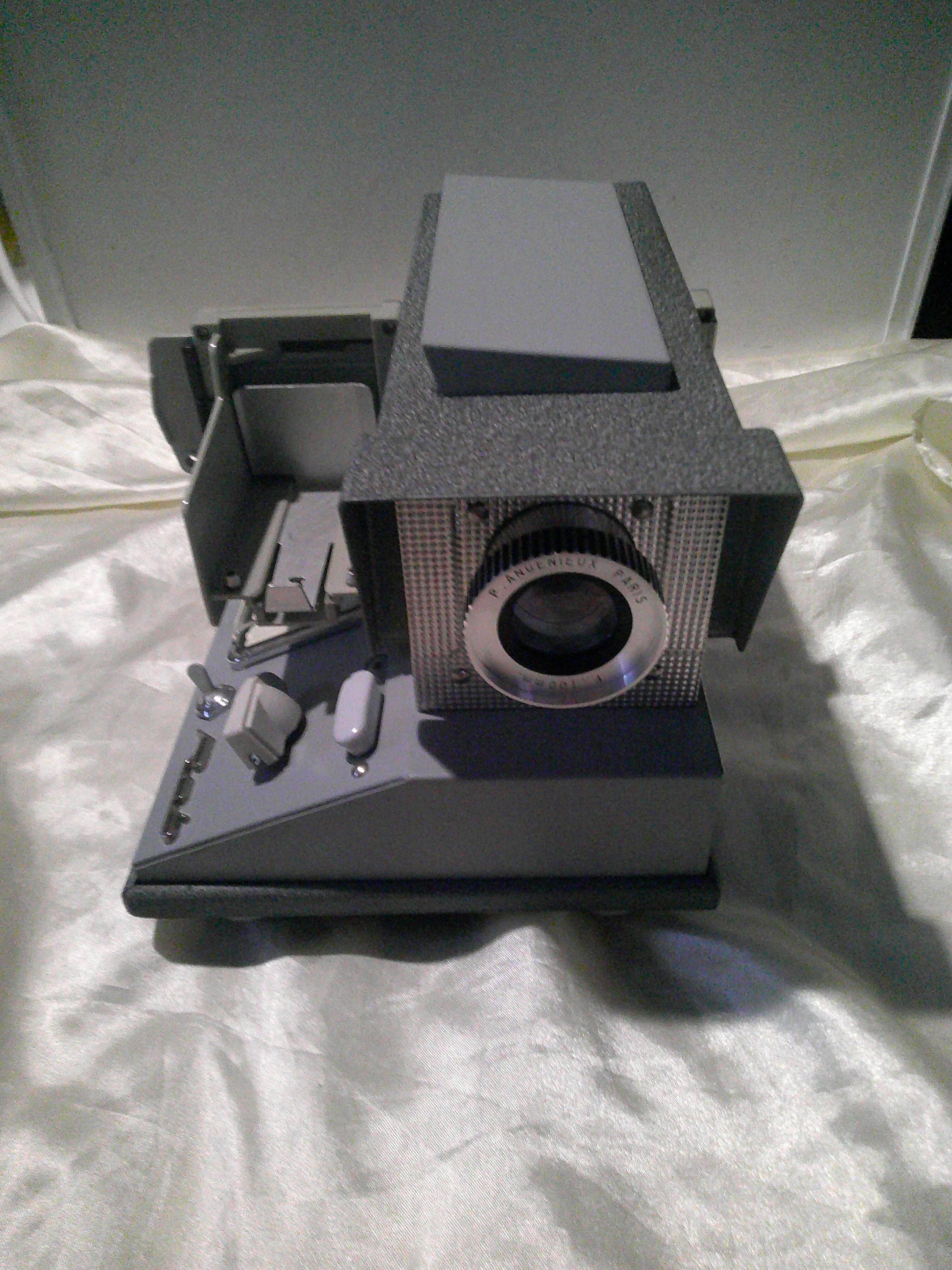 Projector 24X36 ROB D60