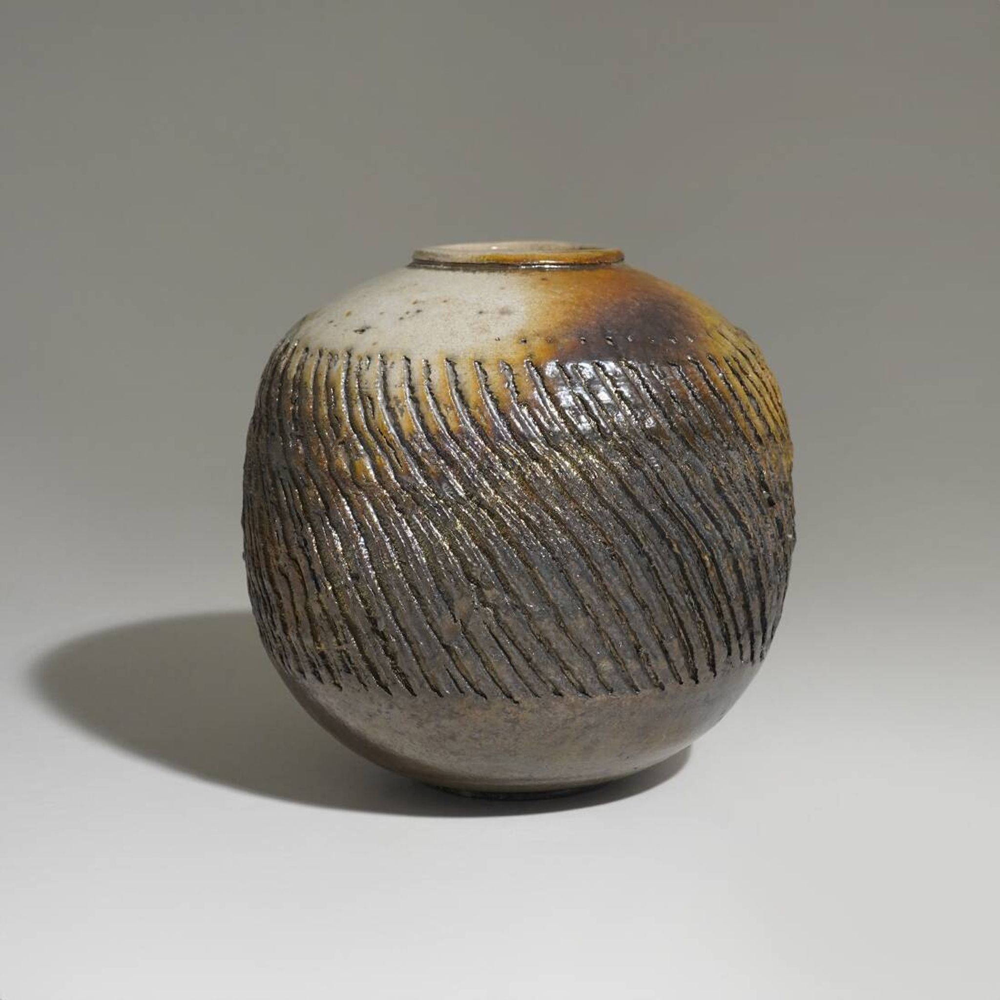 Vase sculptural en céramique émaillée, années 1970