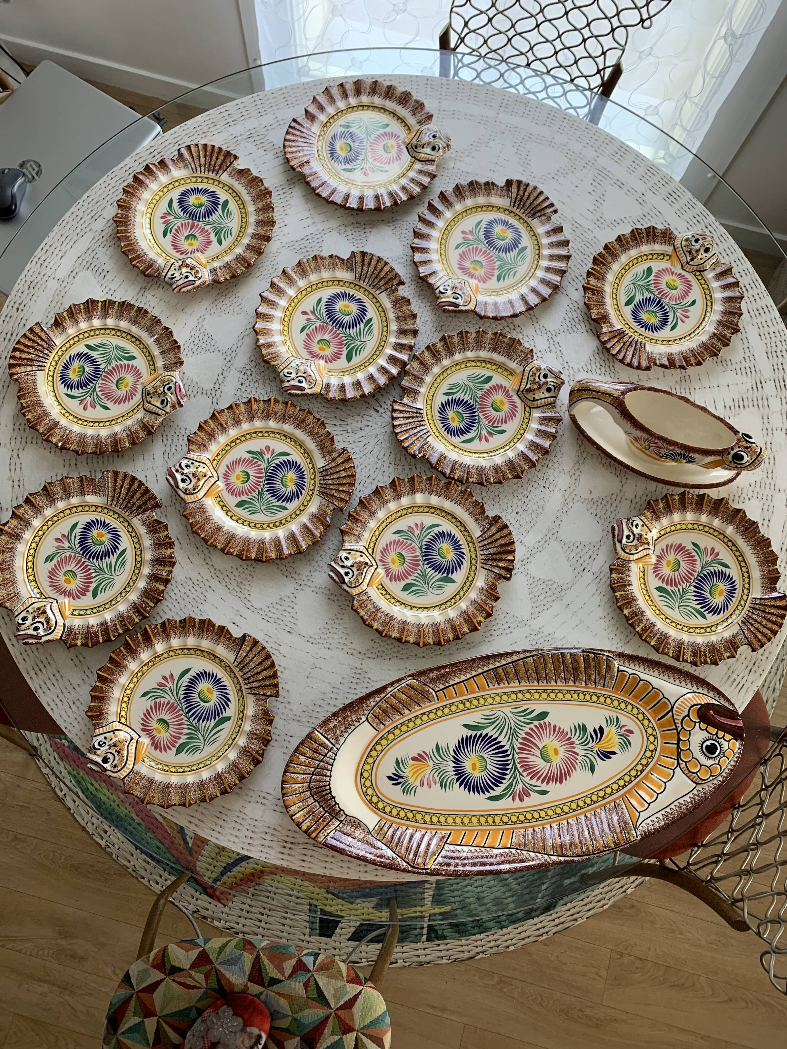 Henriot Quimper fish service: 12 plates, 1 dish and a sauce boat