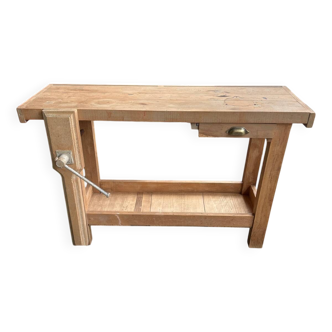 Carpenter's workbench