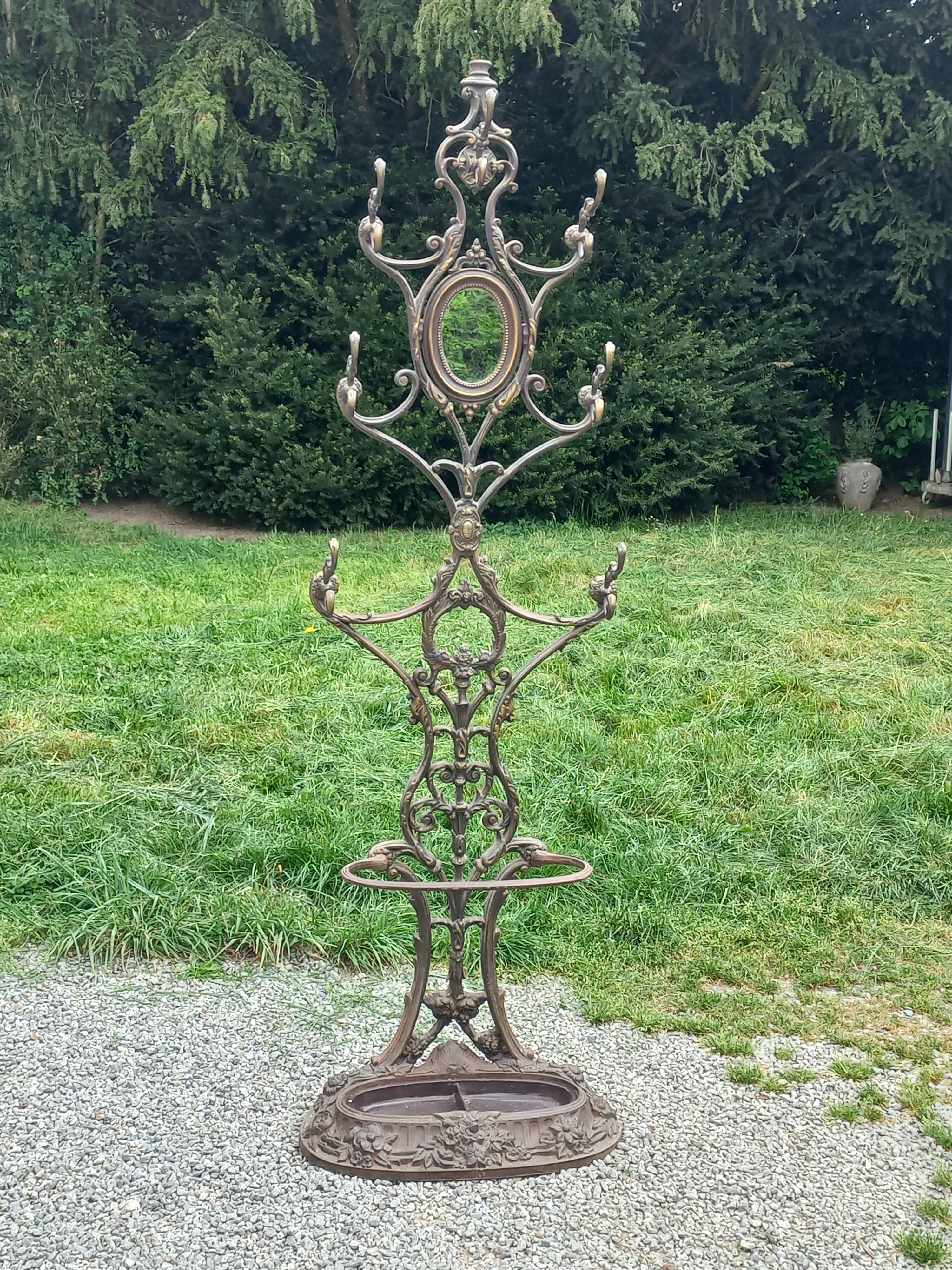 Cast iron cloakroom 1900 Corneau in Charleville