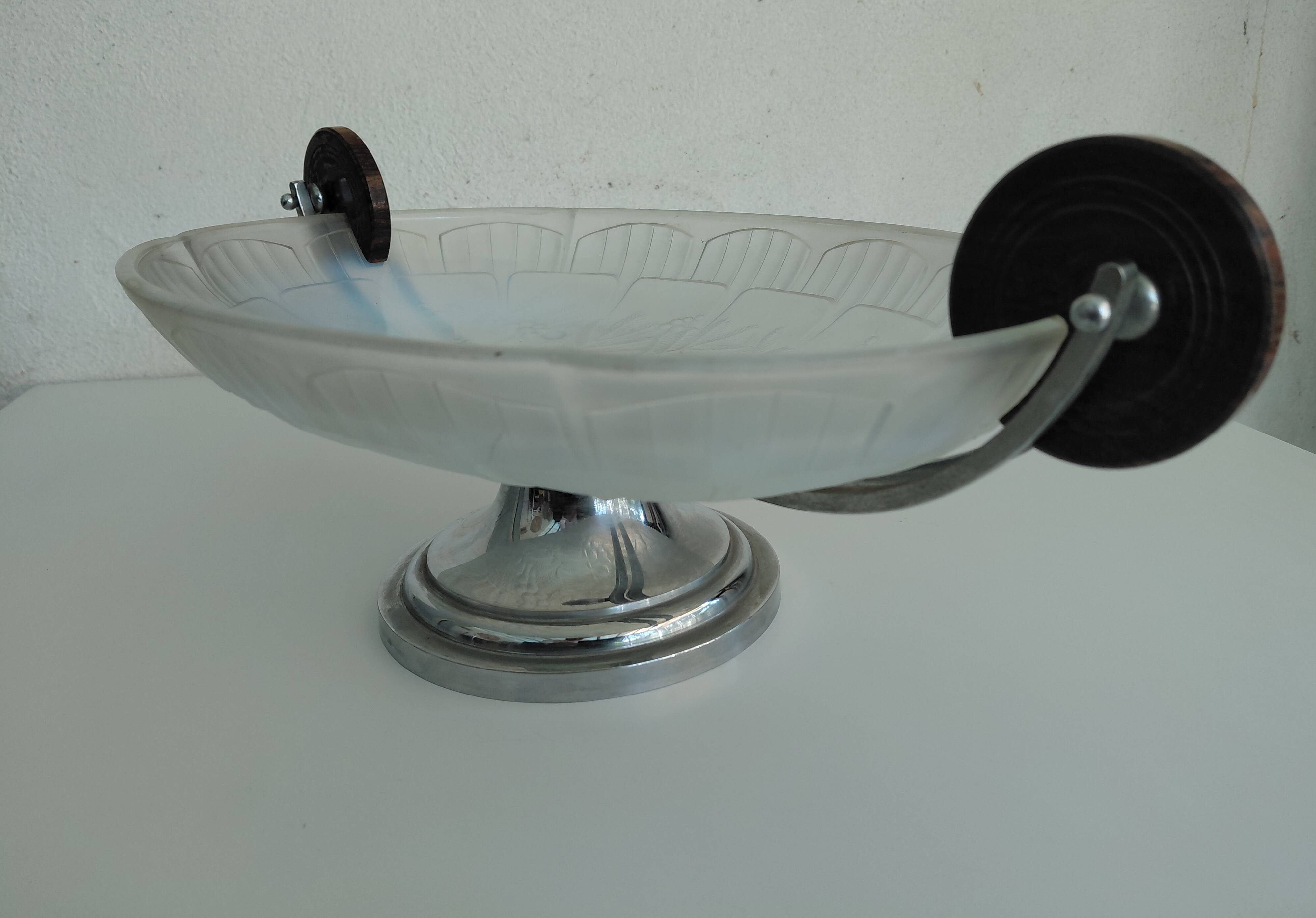 Art Deco centrepiece