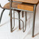 Bureau d'école vintage des années 60 avec porte-cartable