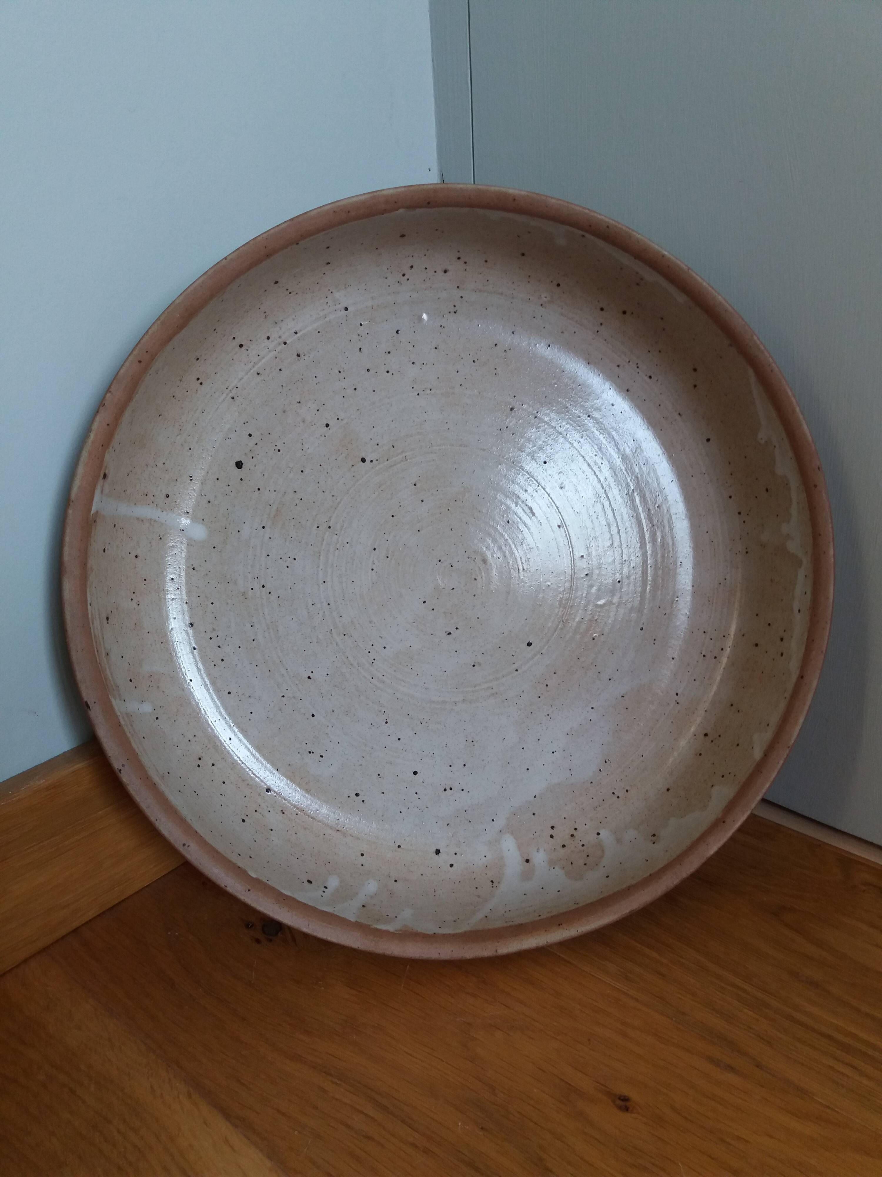 Deep dish stoneware salad bowl 31 cm