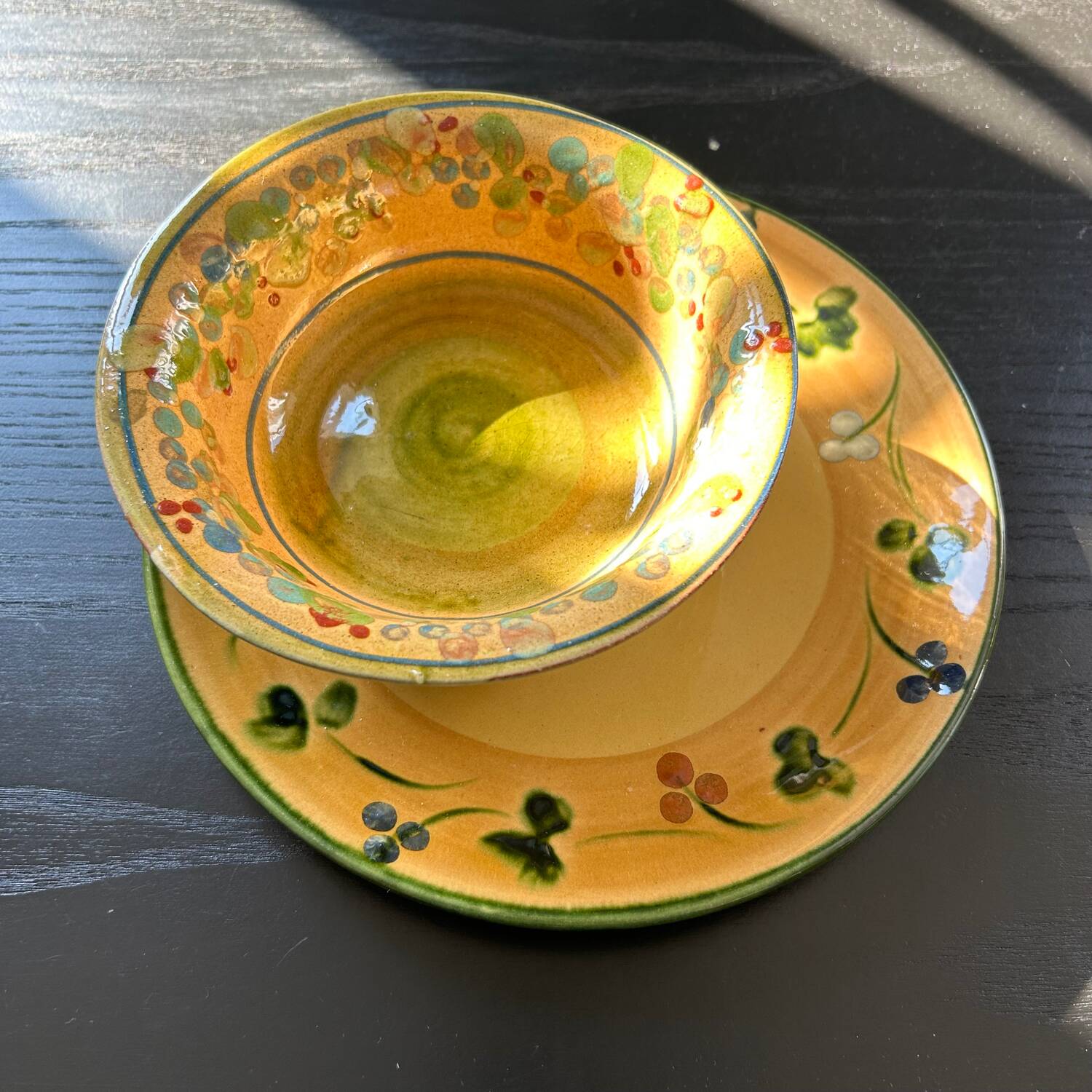 Provençal tableware set