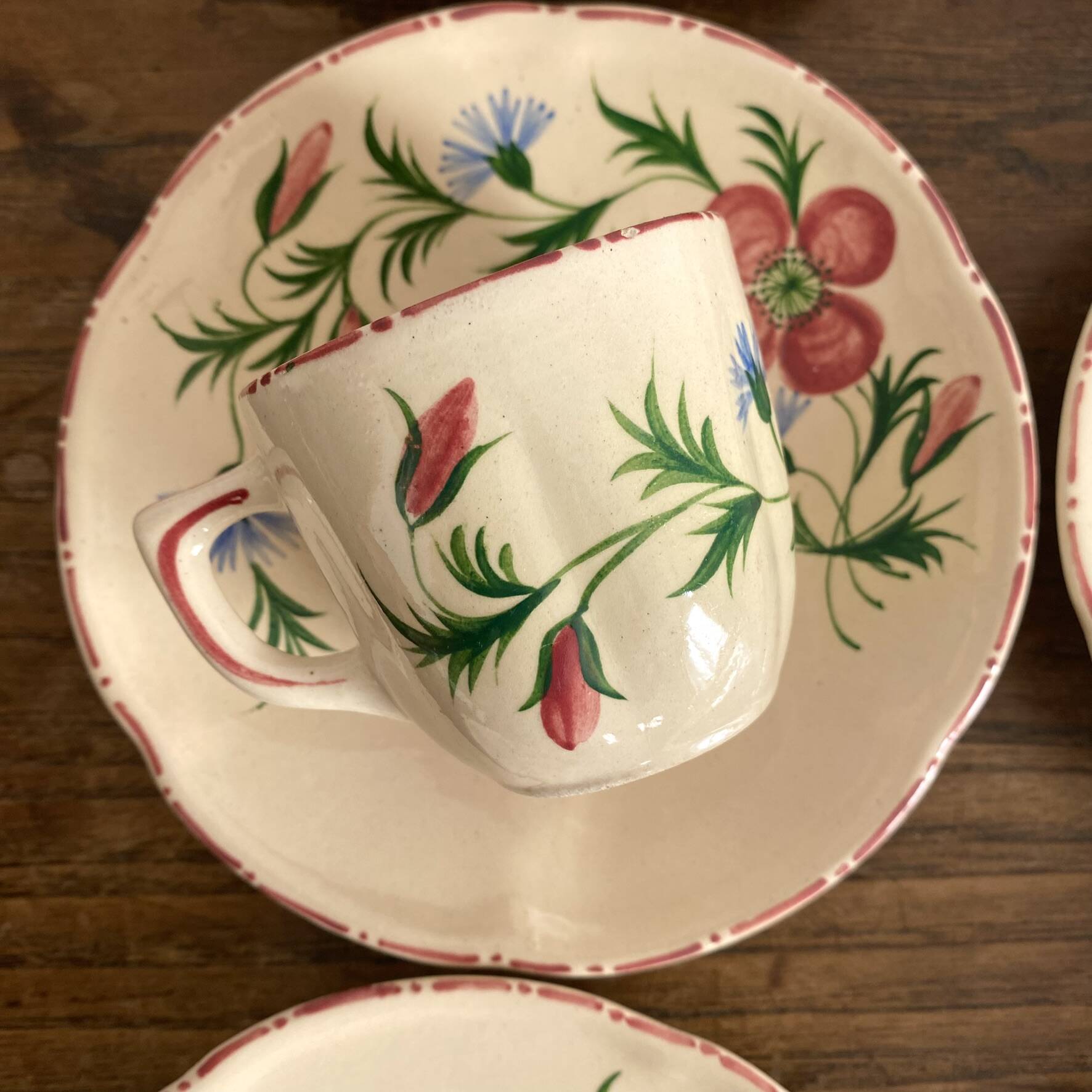 Coffee cups and saucers in Desvres earthenware.