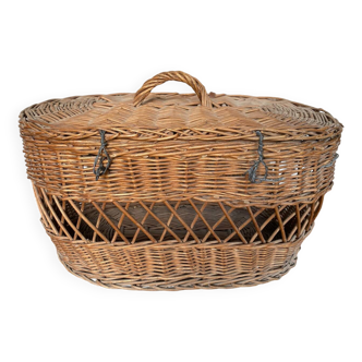 Antique Basket With Lid Woven Wicker Cat Dog Carrier Trunk