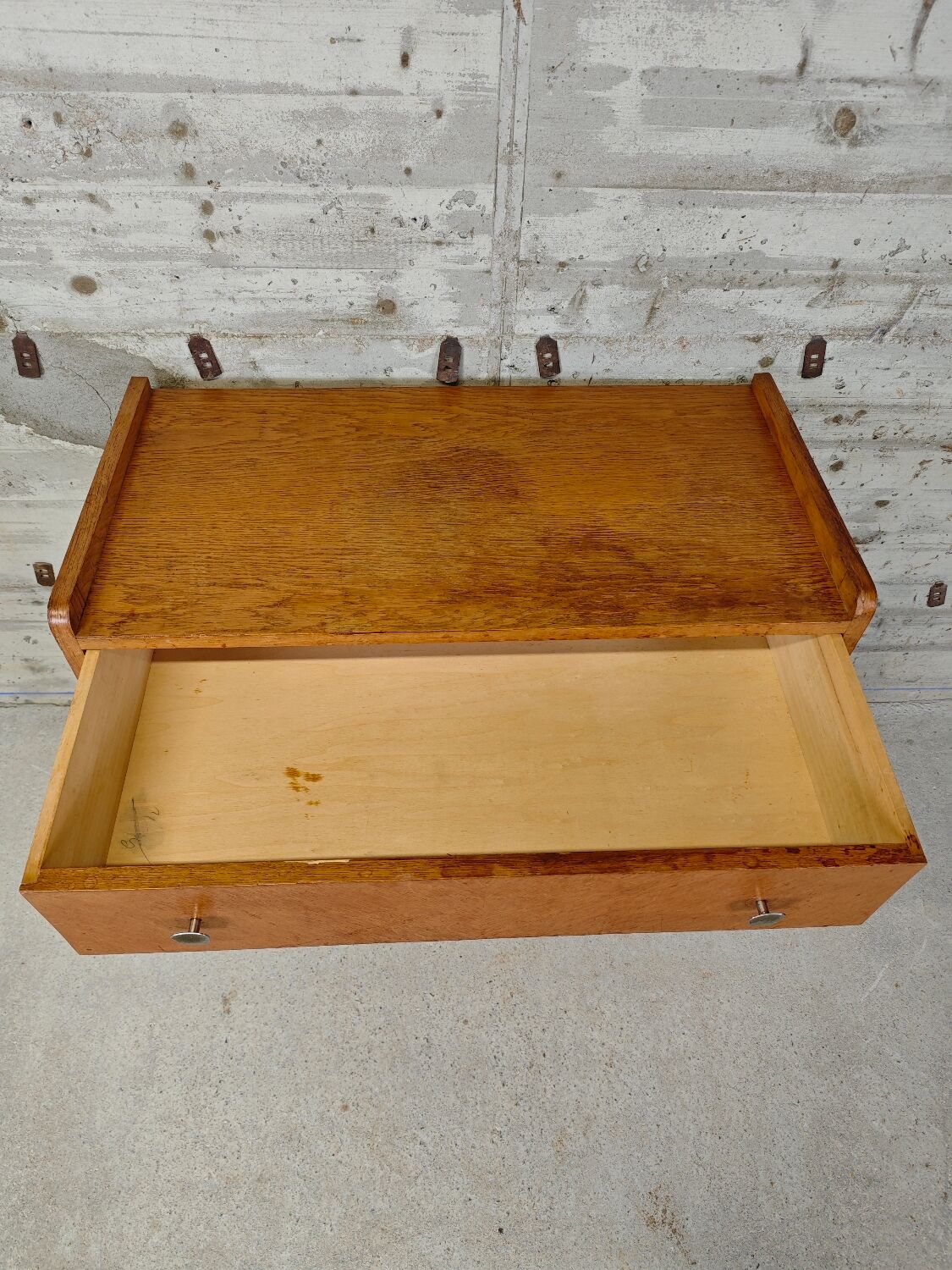 Commode vintage