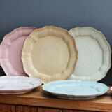 Set of 9 multicolored presentation plates