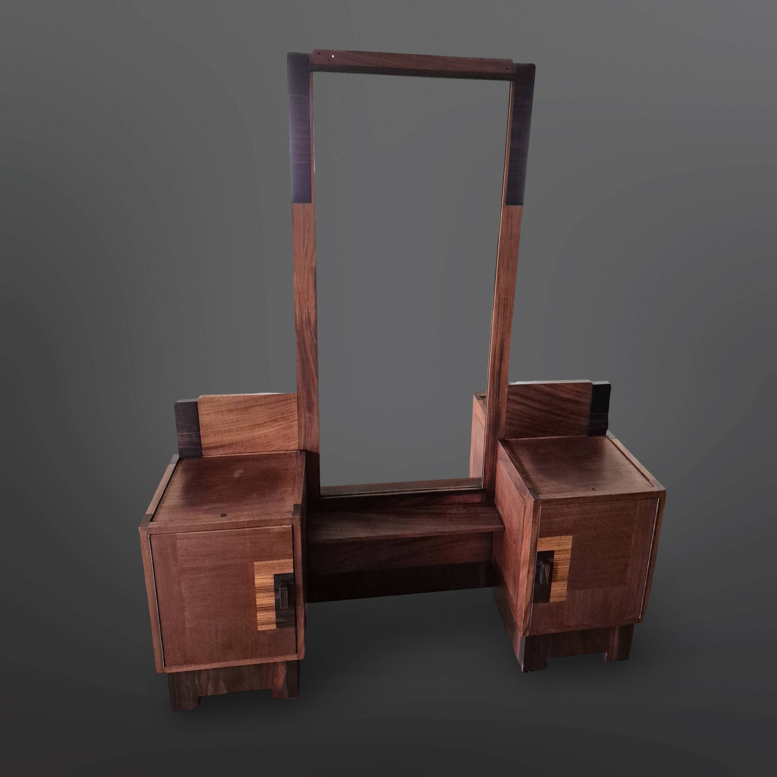 Amsterdam school vanity by 't Woonhuys Amsterdam, Netherlands 1920s